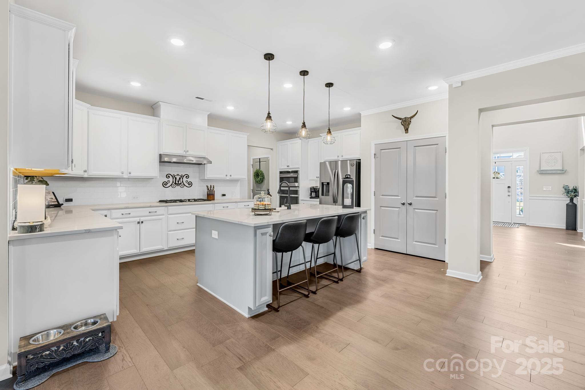 7313 Glenroe Drive Property Photo 13