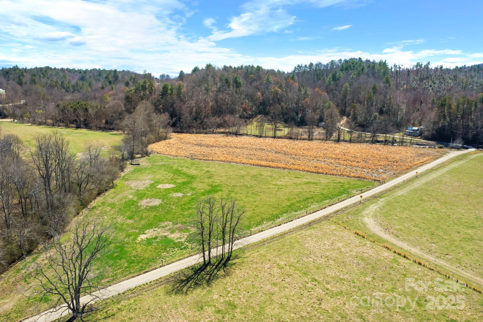 999 Casper Hawkins Road Property Photo 13