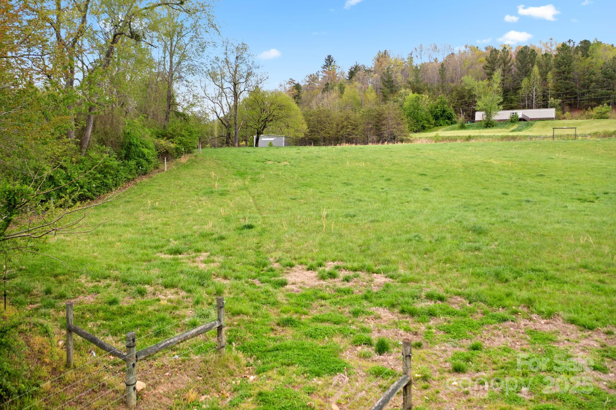 999 Casper Hawkins Road Property Photo 23