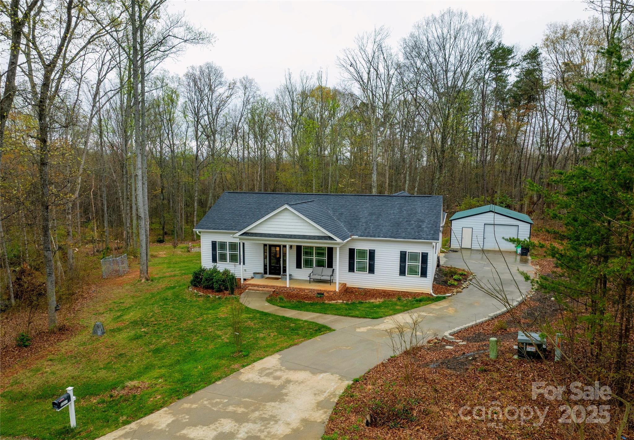 1153 Curtis Lane Property Photo