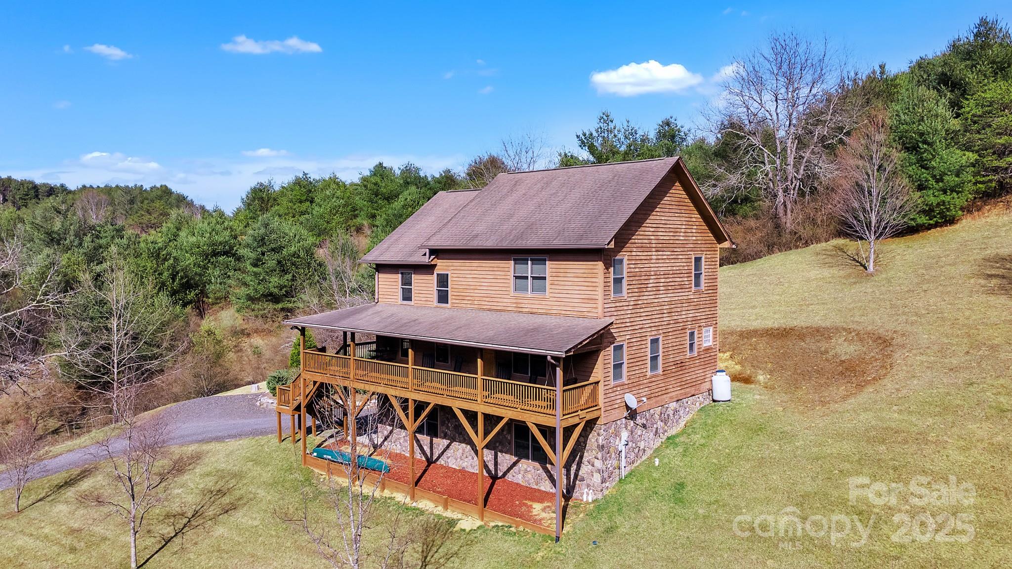1118 Lucy Bell Road Property Photo