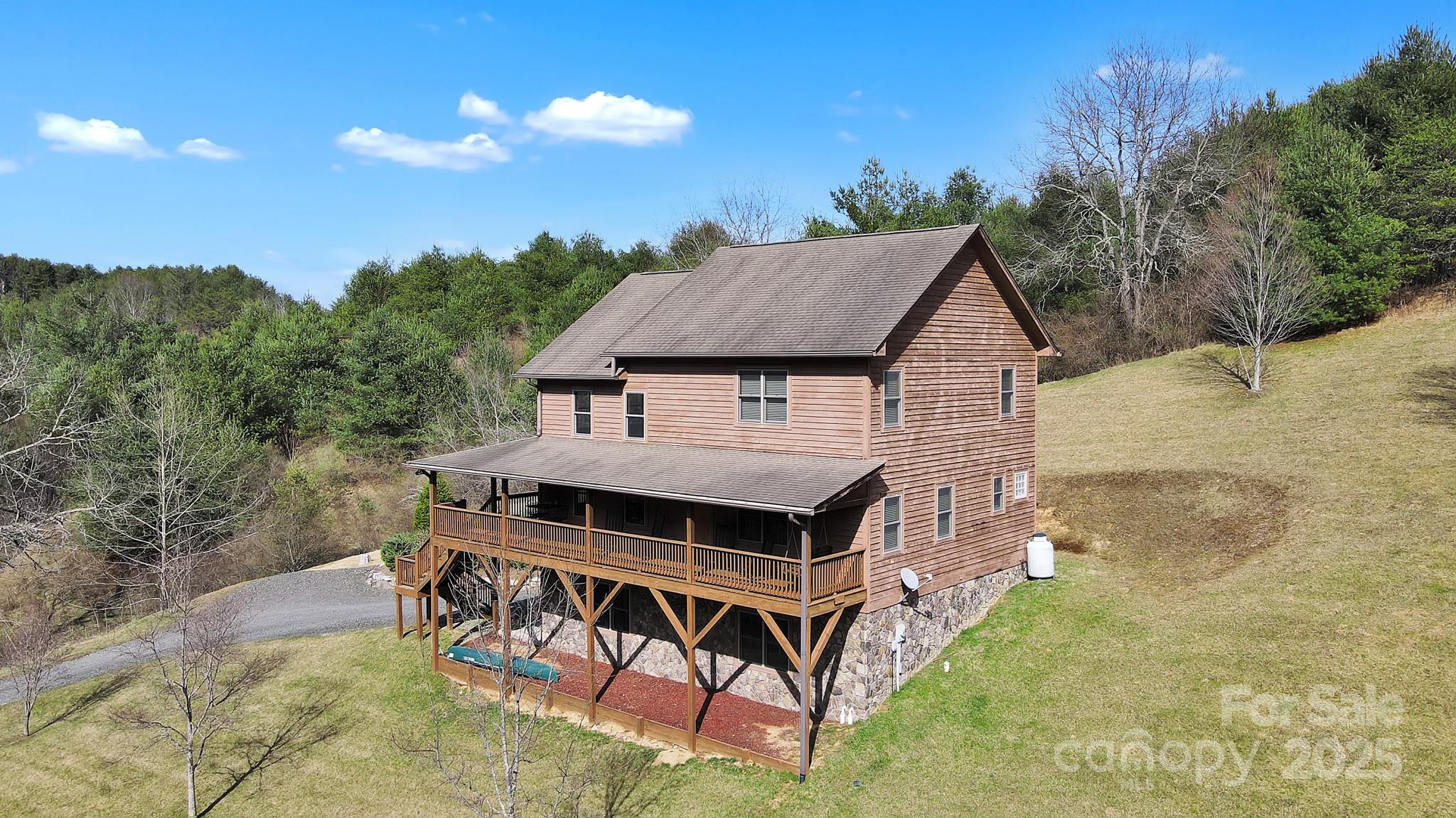 1118 Lucy Bell Road Property Photo 2