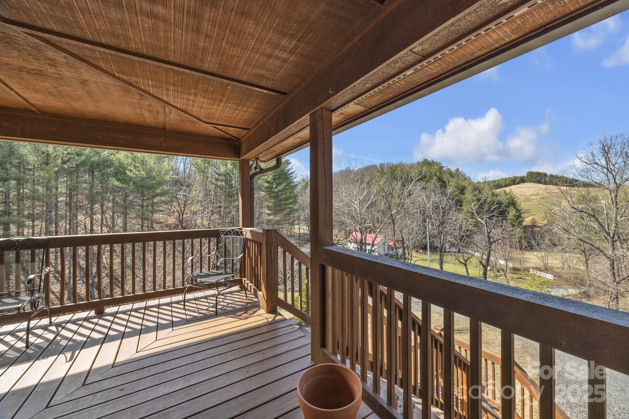 1118 Lucy Bell Road Property Photo 7