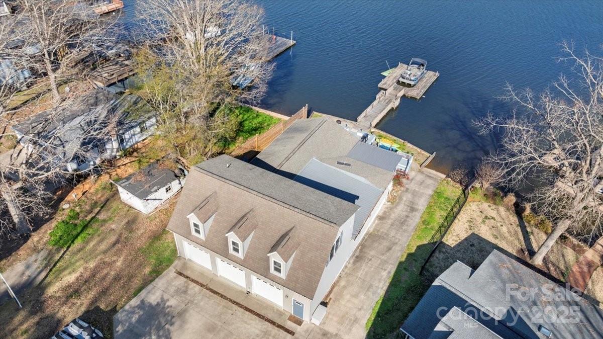 938 Pinehaven Drive Property Photo
