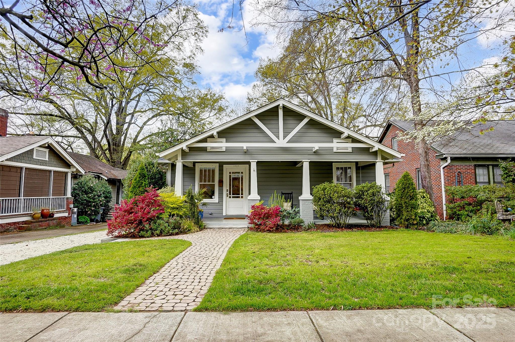 1717 Thomas Avenue Property Photo