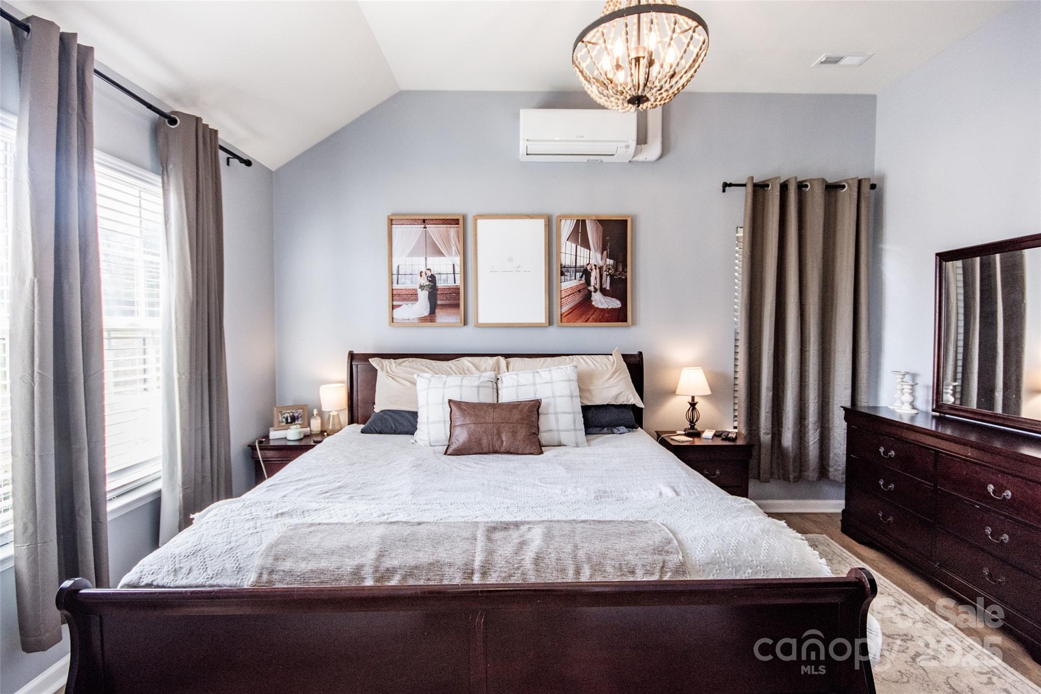 118 Heathrow Lane Property Photo 21
