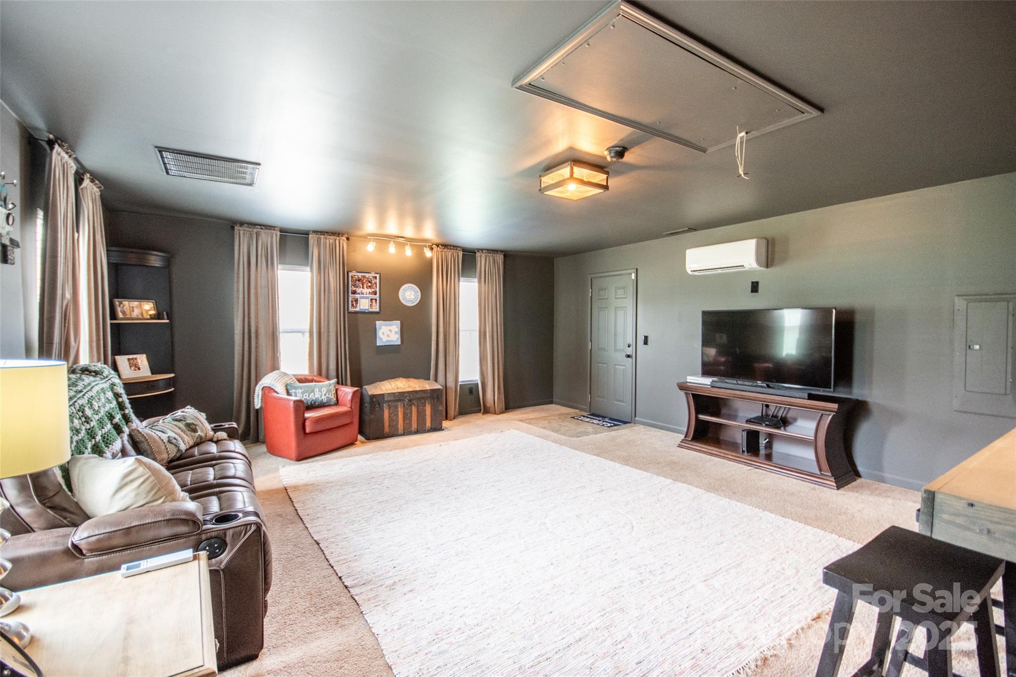 118 Heathrow Lane Property Photo 35