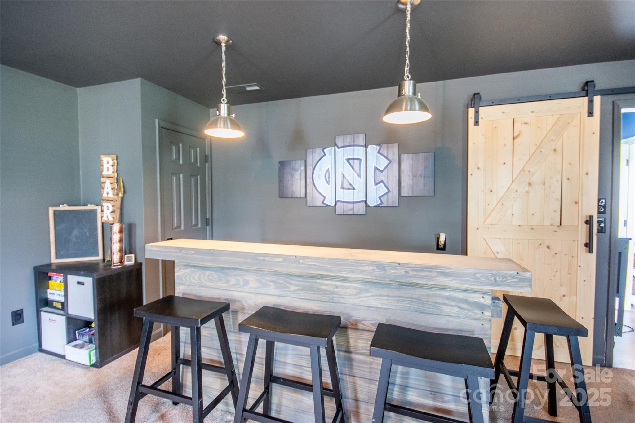 118 Heathrow Lane Property Photo 38