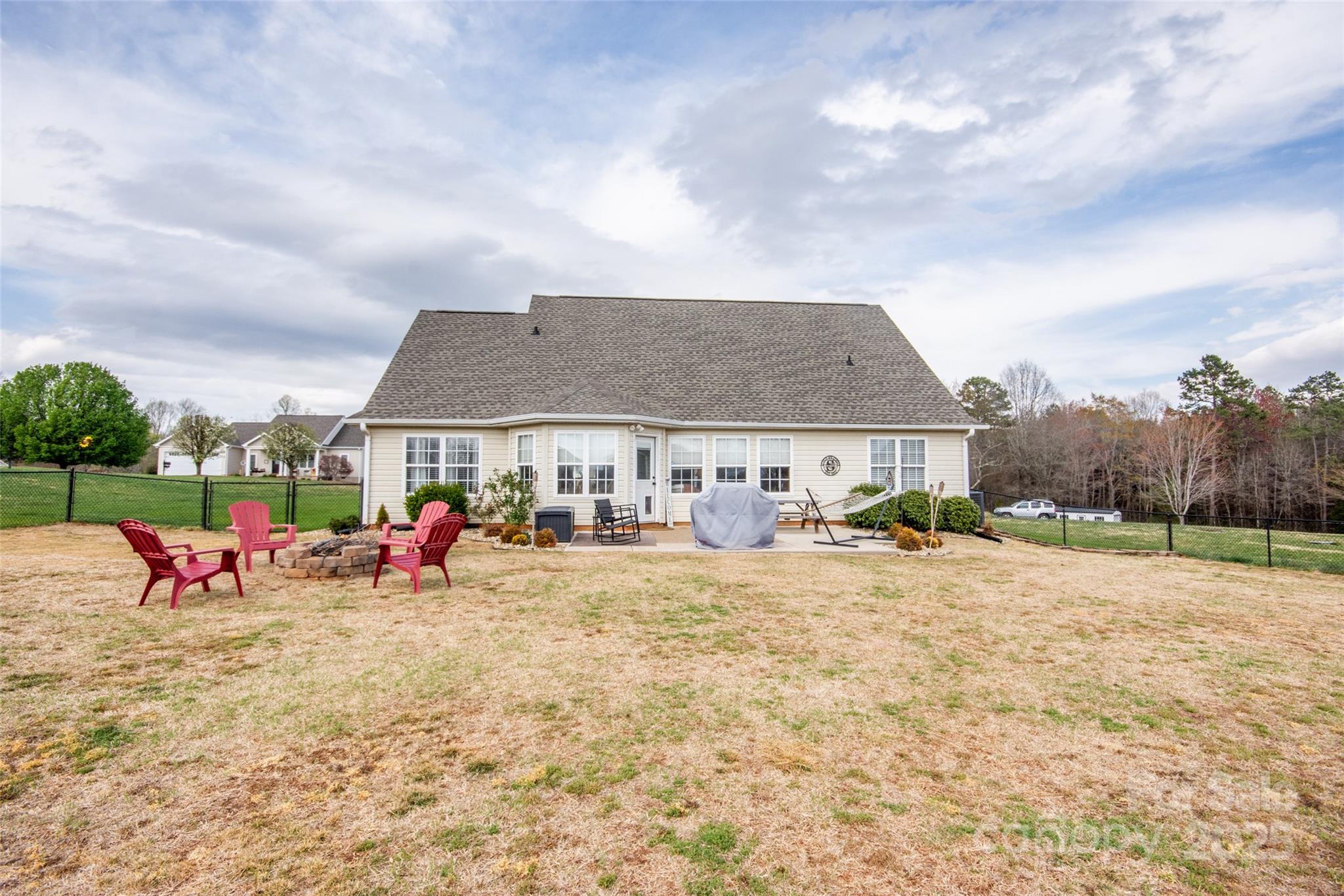 118 Heathrow Lane Property Photo 39