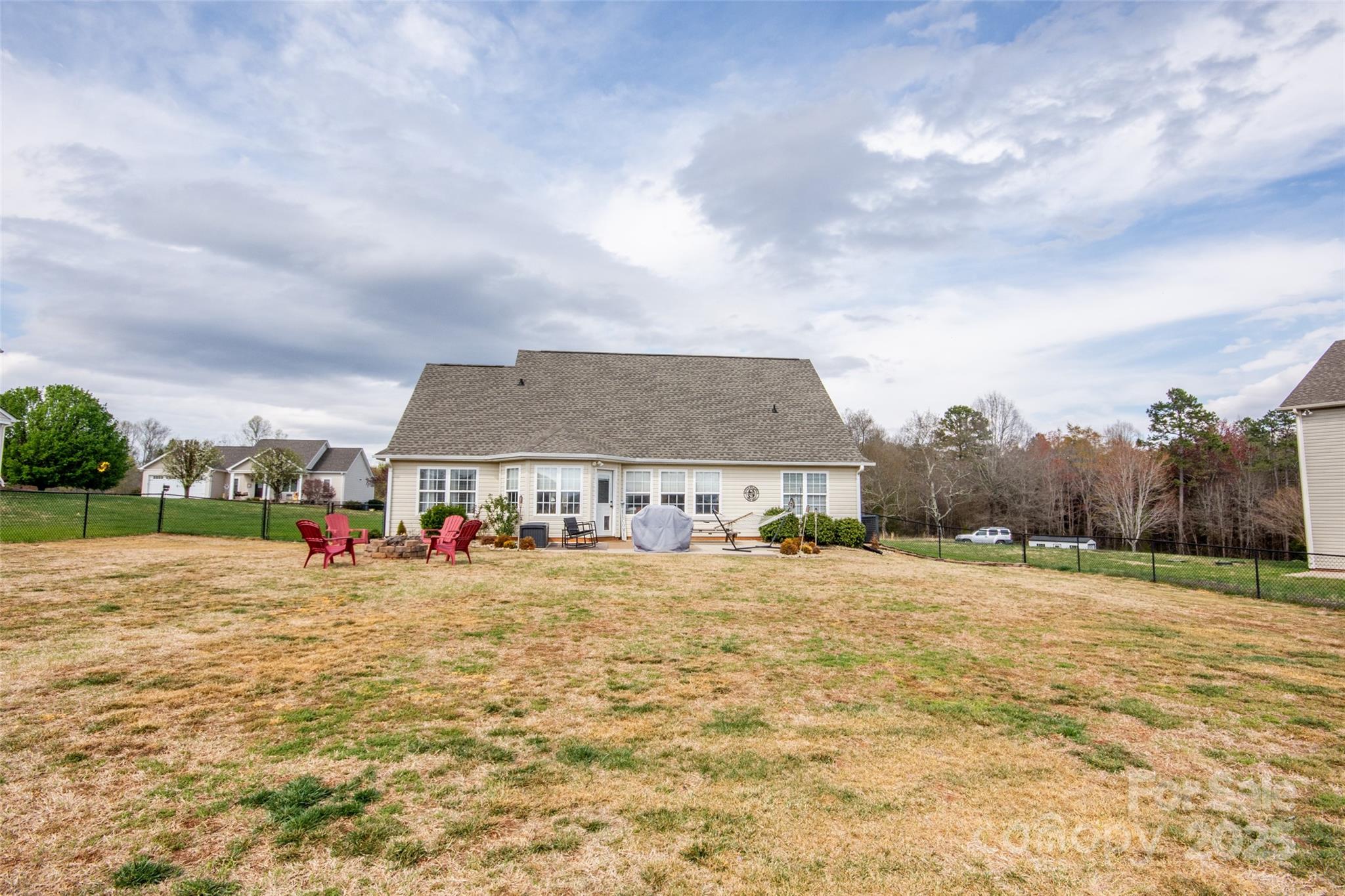 118 Heathrow Lane Property Photo 40