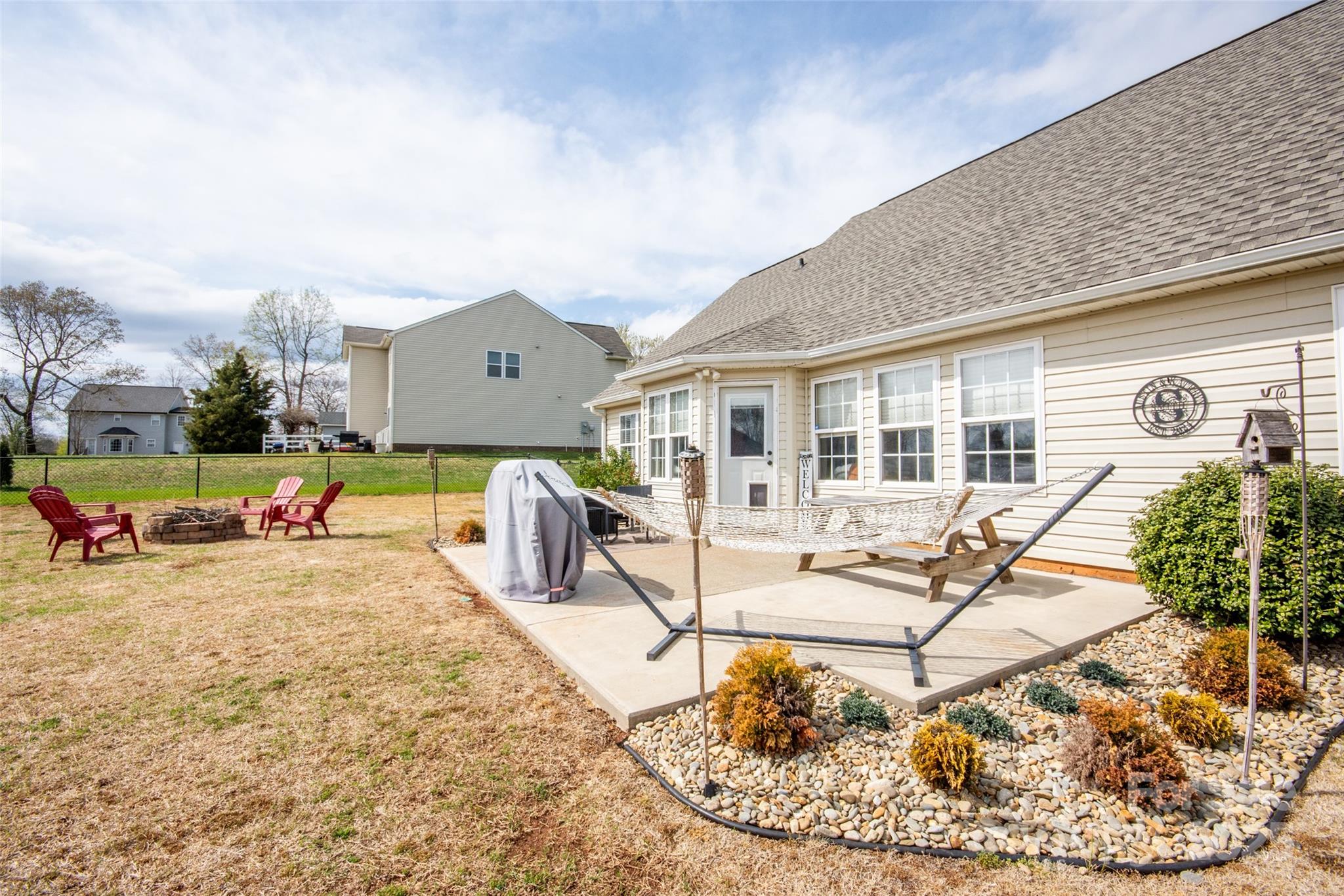 118 Heathrow Lane Property Photo 43