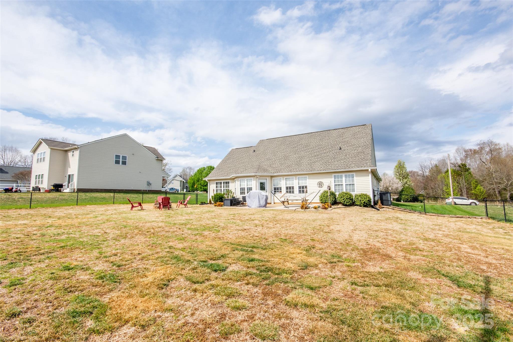 118 Heathrow Lane Property Photo 44