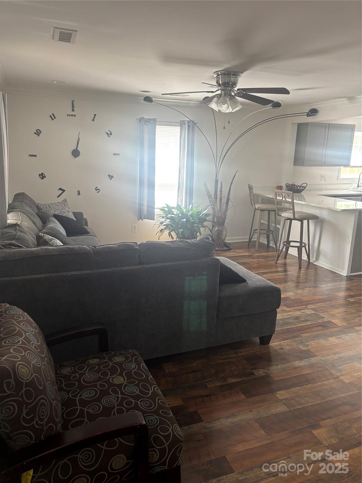 1022 Parker Street Property Photo 8