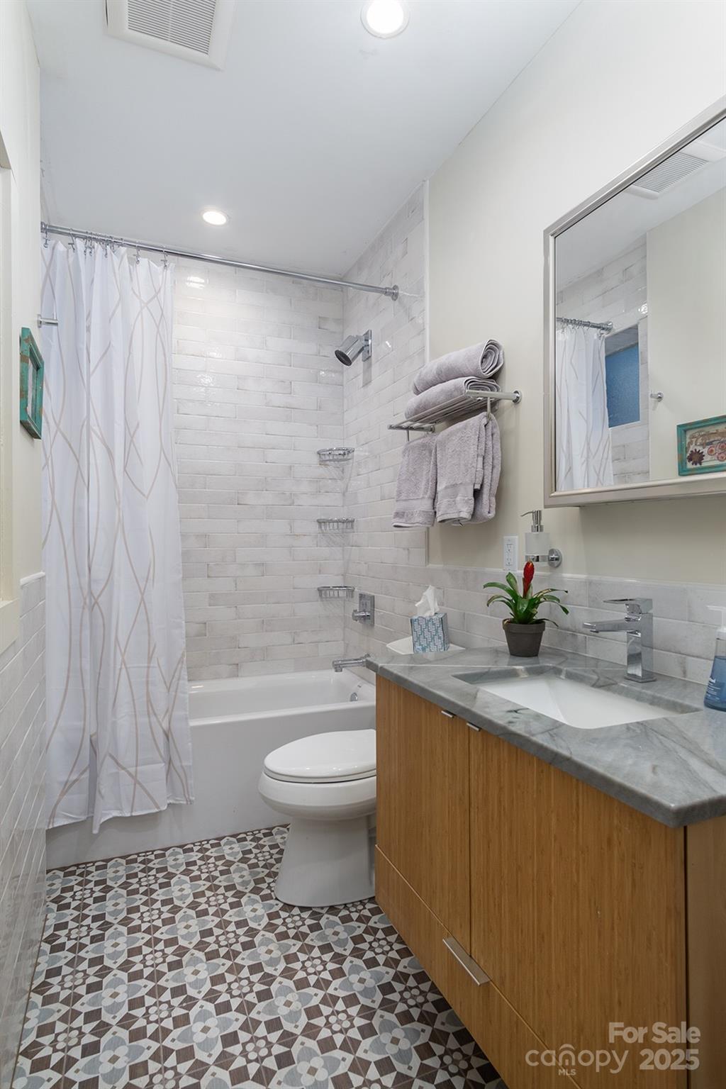 107 Cherry Street Property Photo 16