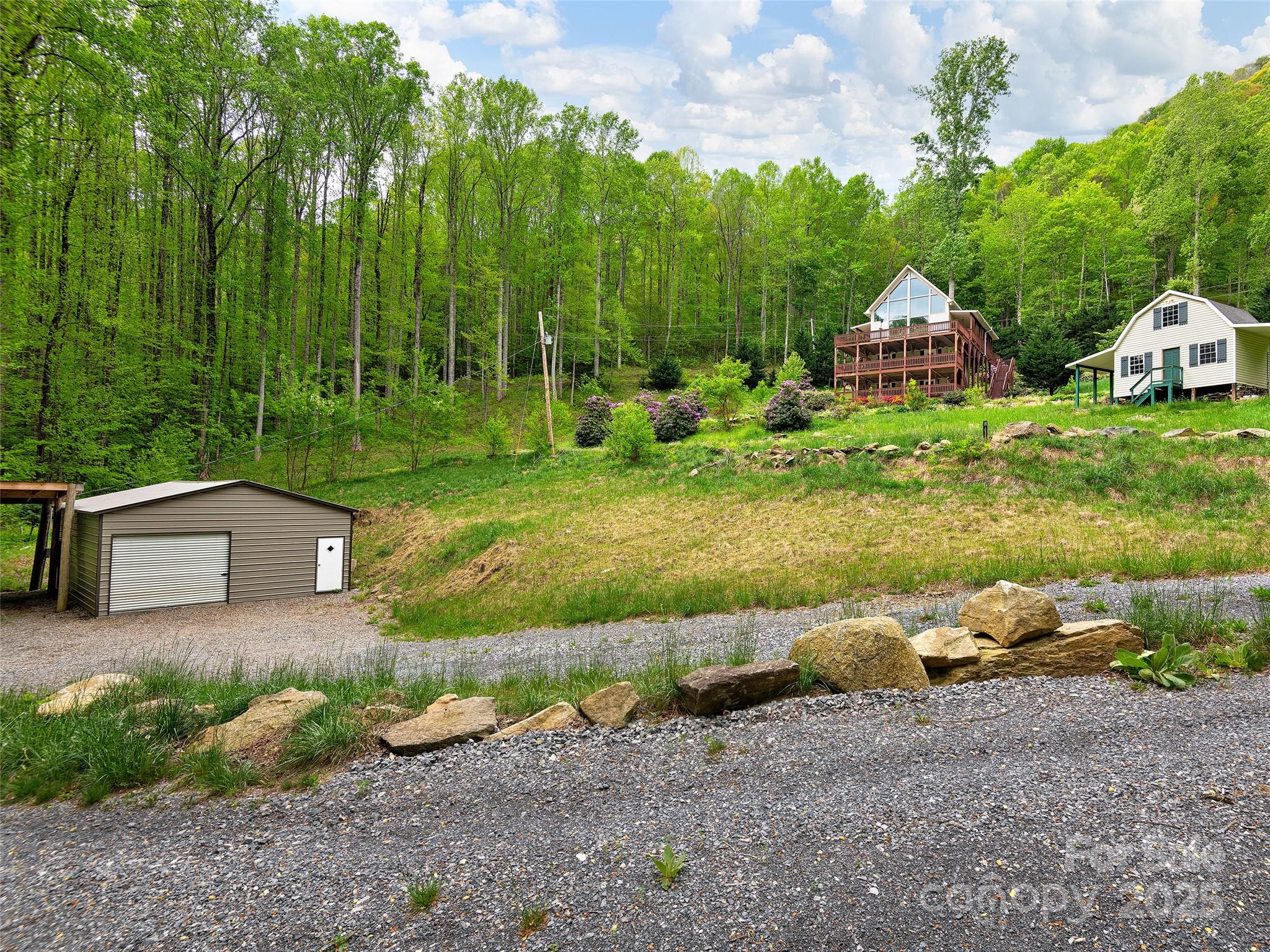 575 Twin Brook Drive Property Photo 3