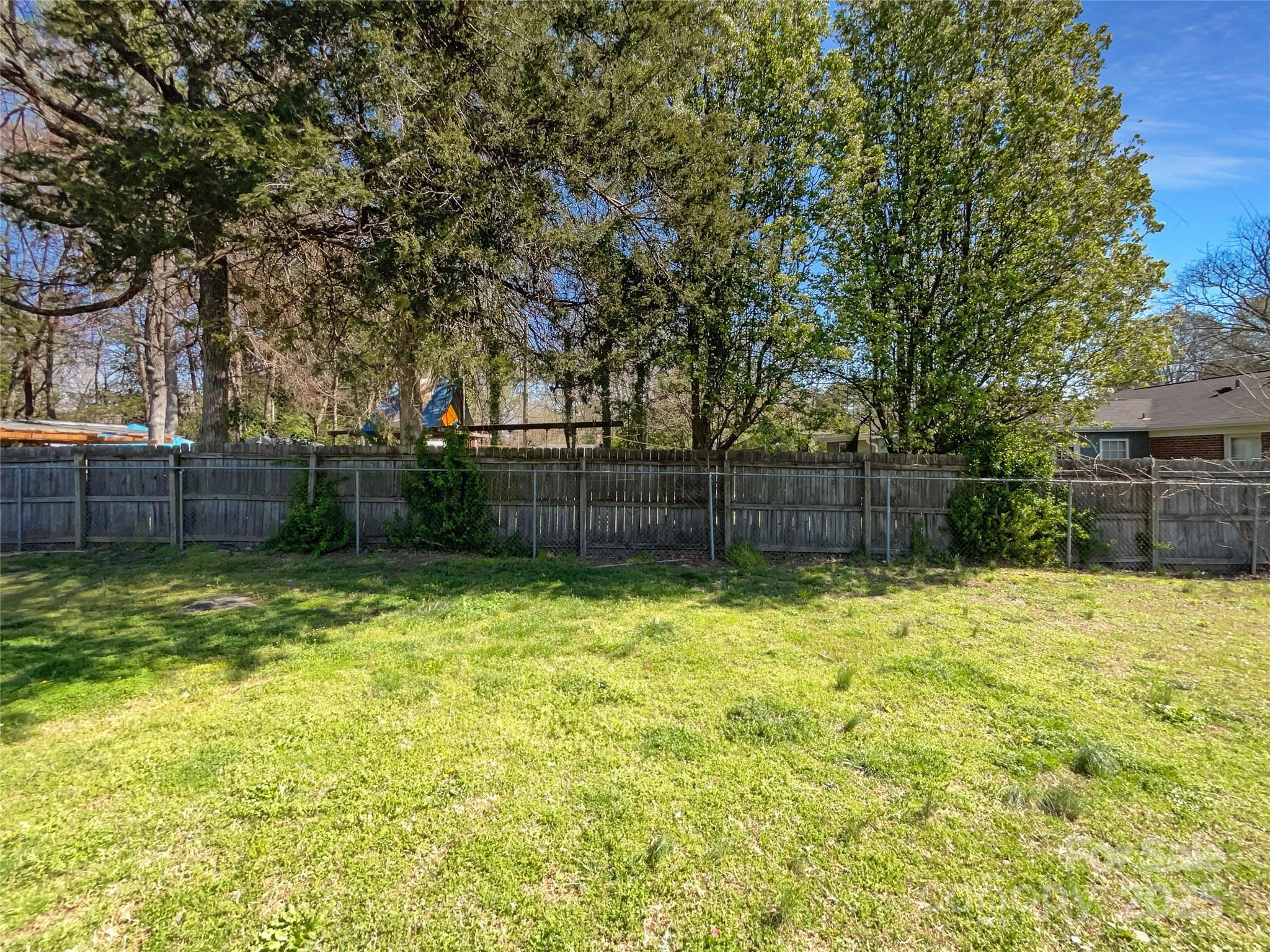 1110 Mckinnon Drive Property Photo 11