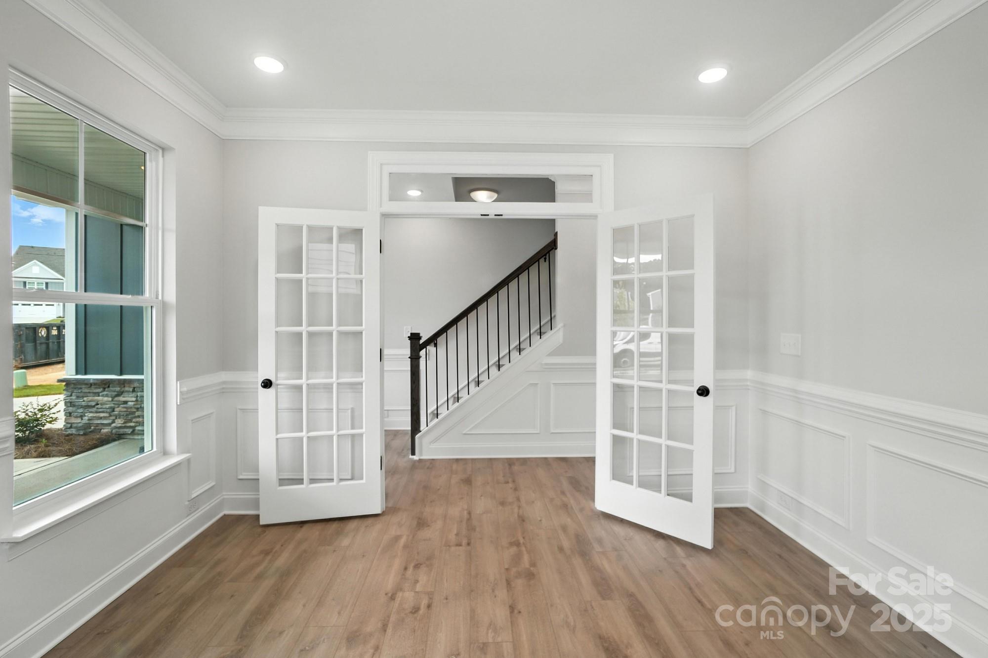 130 Longwood Road 50 Property Photo 7