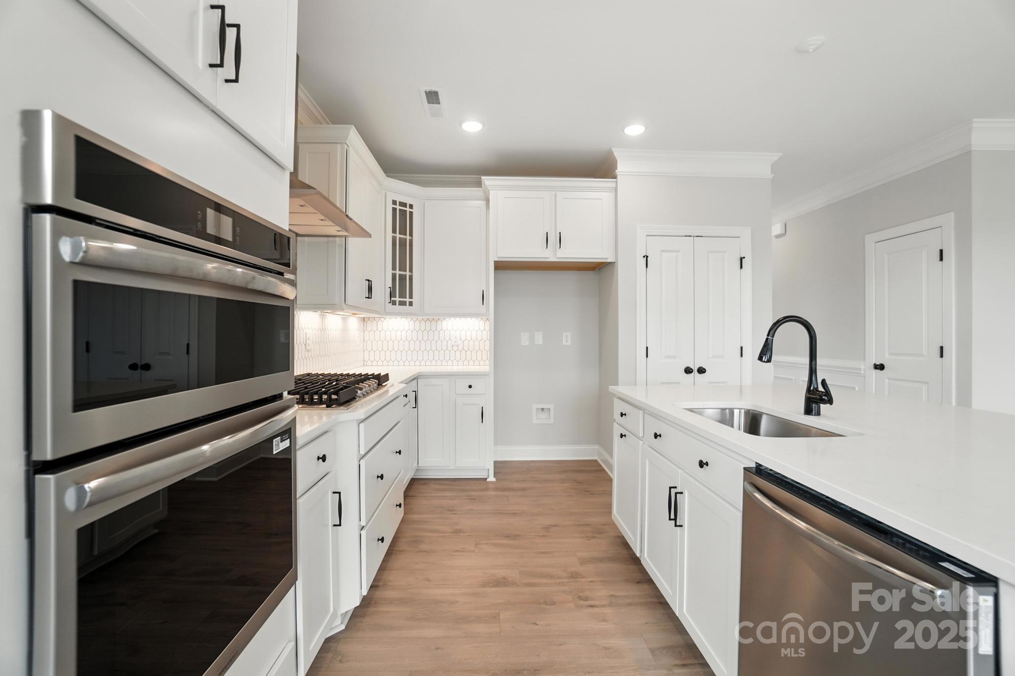 130 Longwood Road 50 Property Photo 10