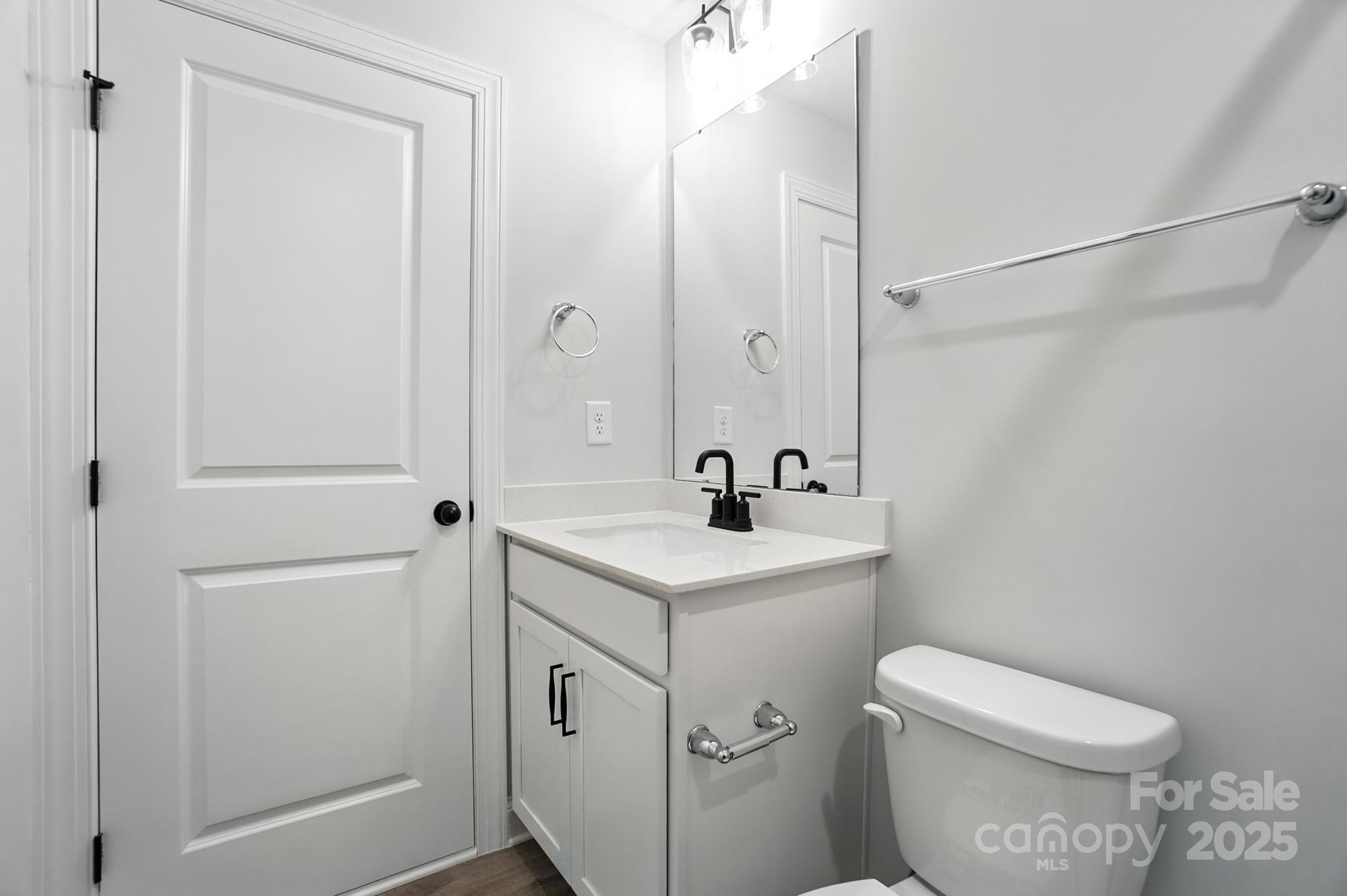 130 Longwood Road 50 Property Photo 44