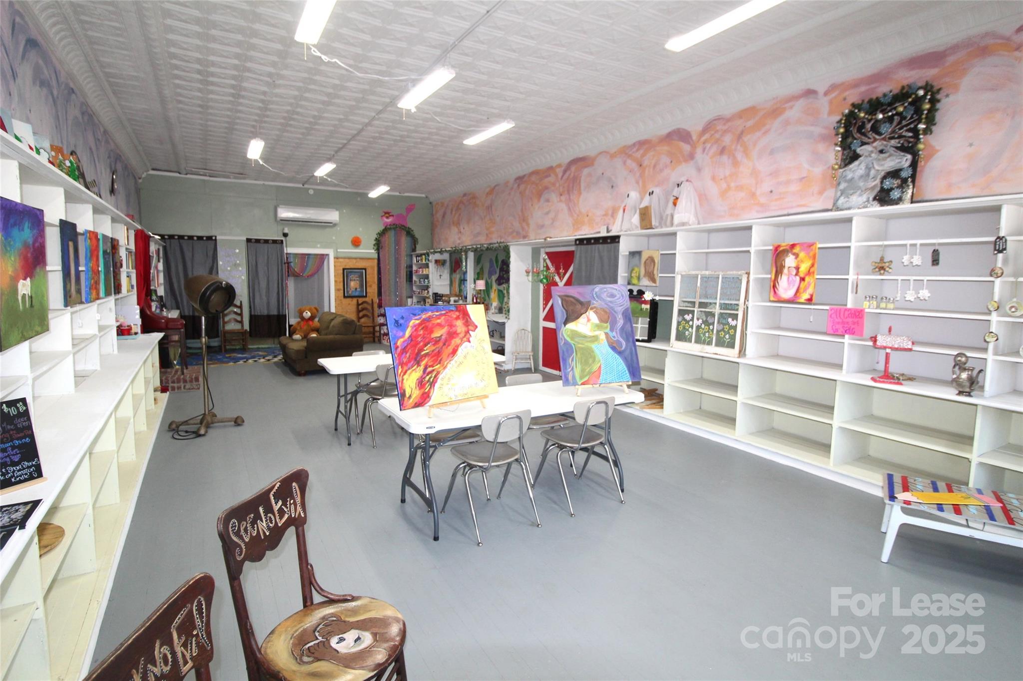 111 N Shelby Street Property Photo 3