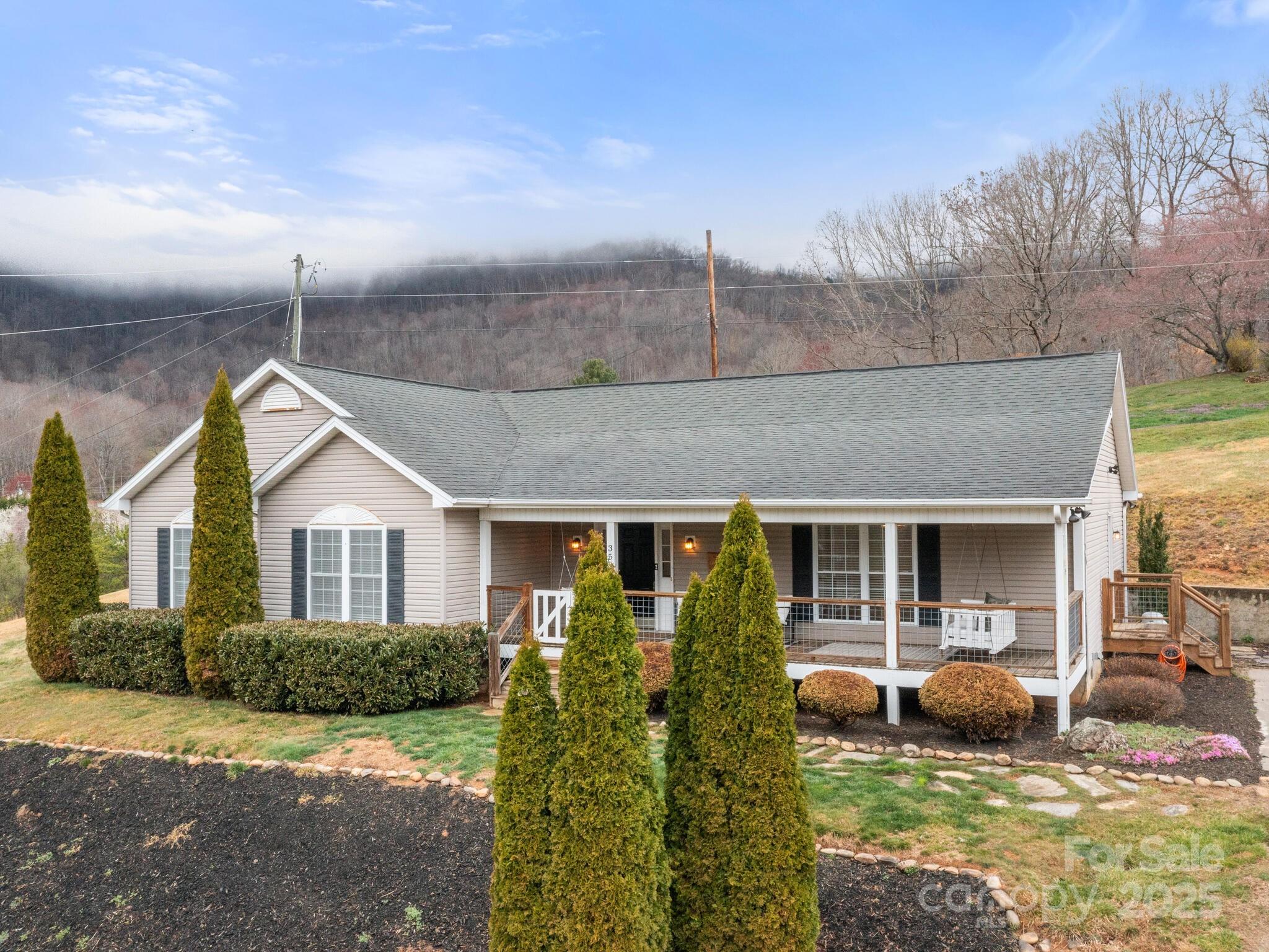 35 Donaldson Place Property Photo