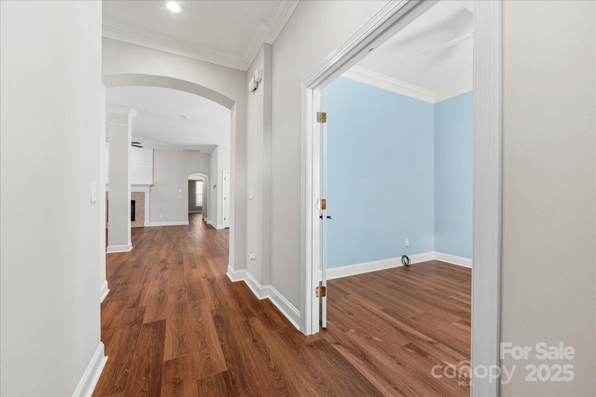 4148 Cedar Point Avenue Property Photo 4