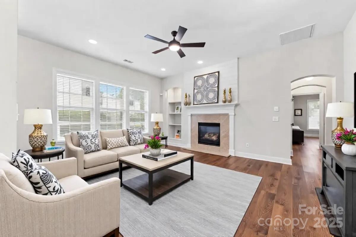 4148 Cedar Point Avenue Property Photo 7