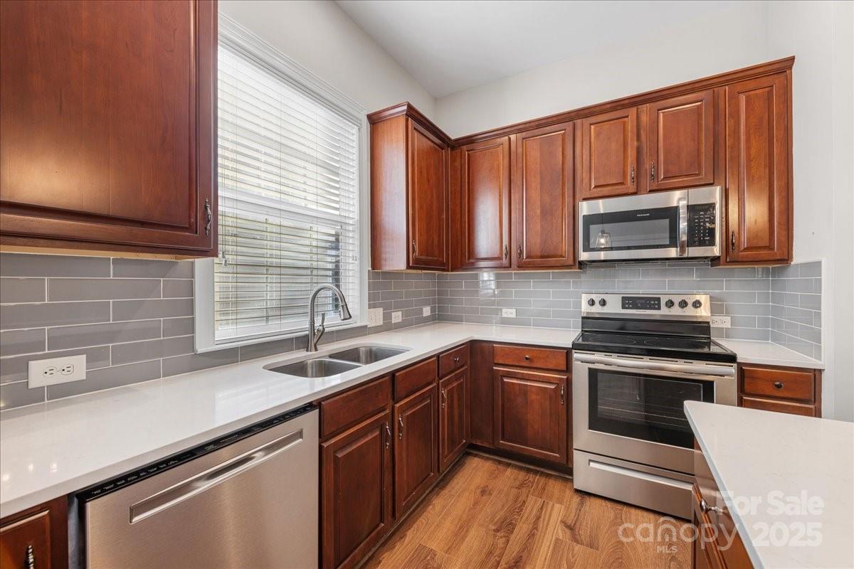 4148 Cedar Point Avenue Property Photo 20