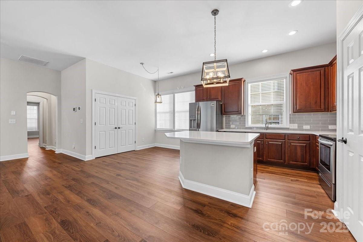 4148 Cedar Point Avenue Property Photo 23