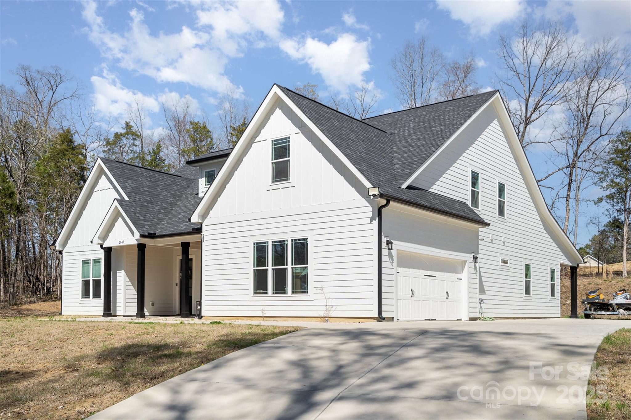 2645 Watts Avenue Property Photo 3
