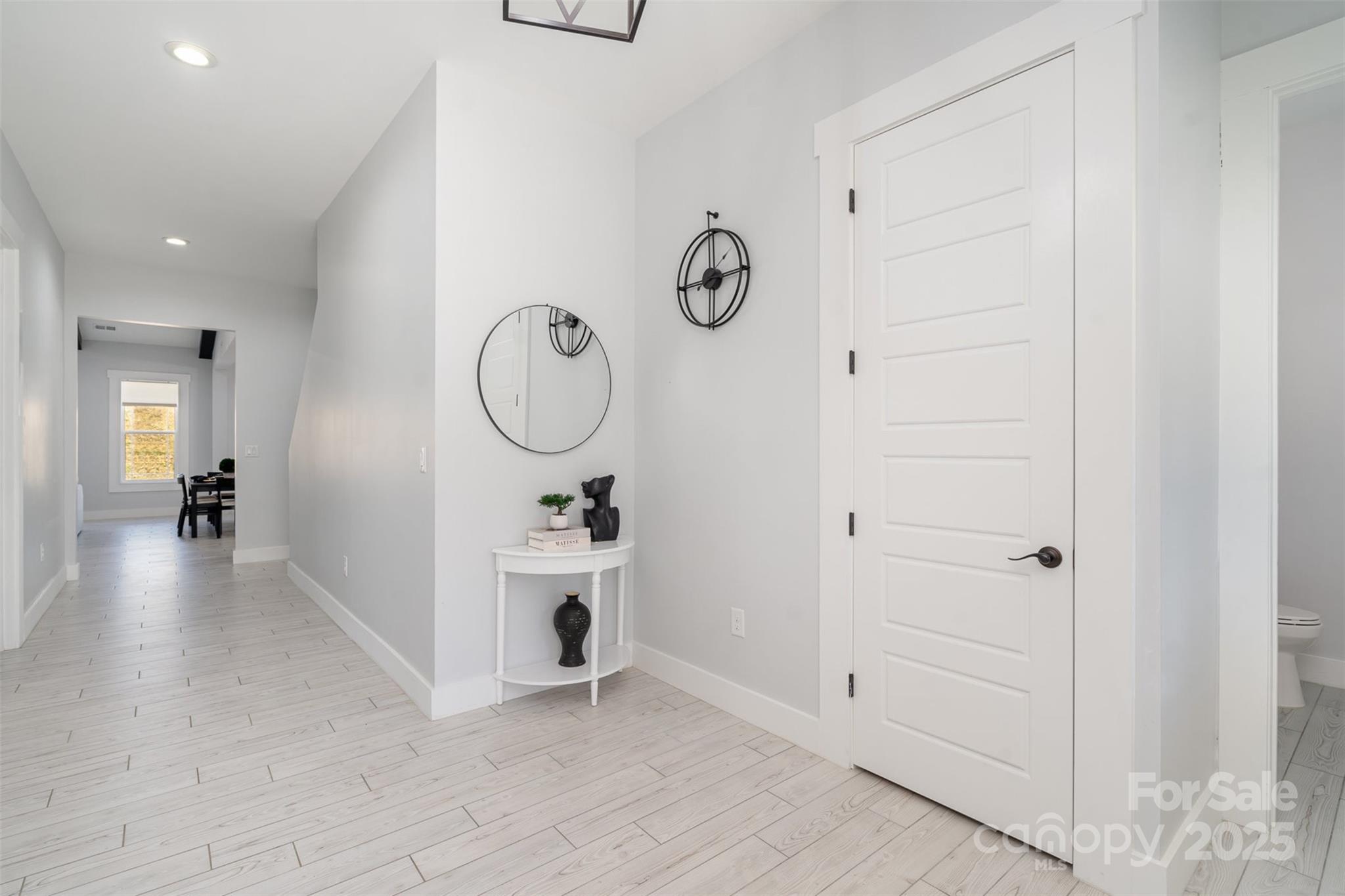 2645 Watts Avenue Property Photo 5