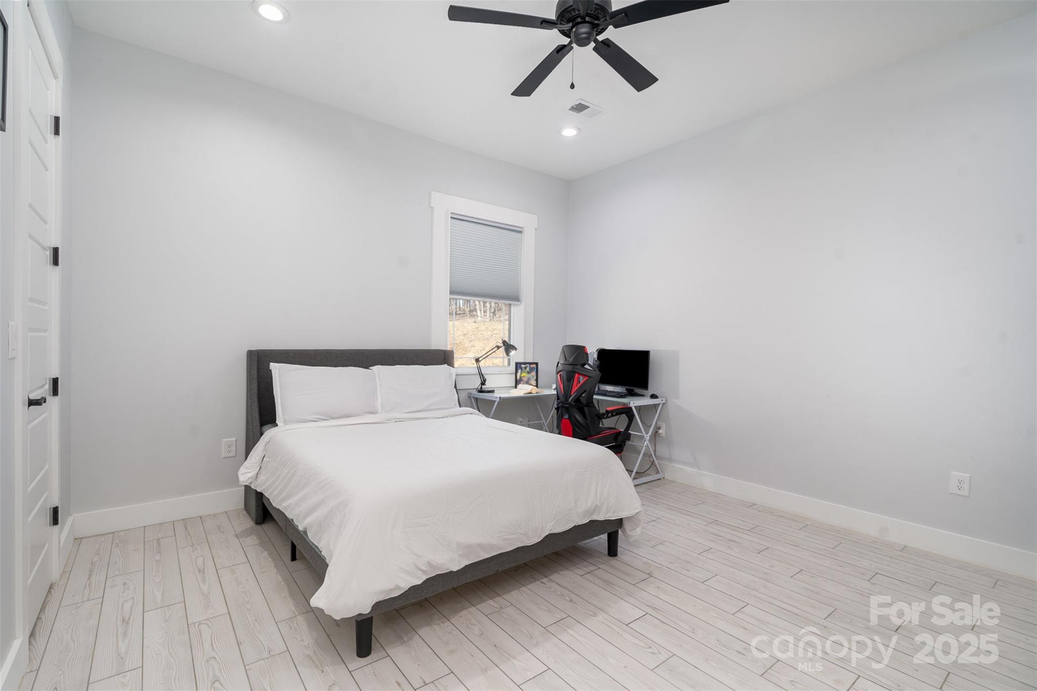 2645 Watts Avenue Property Photo 22