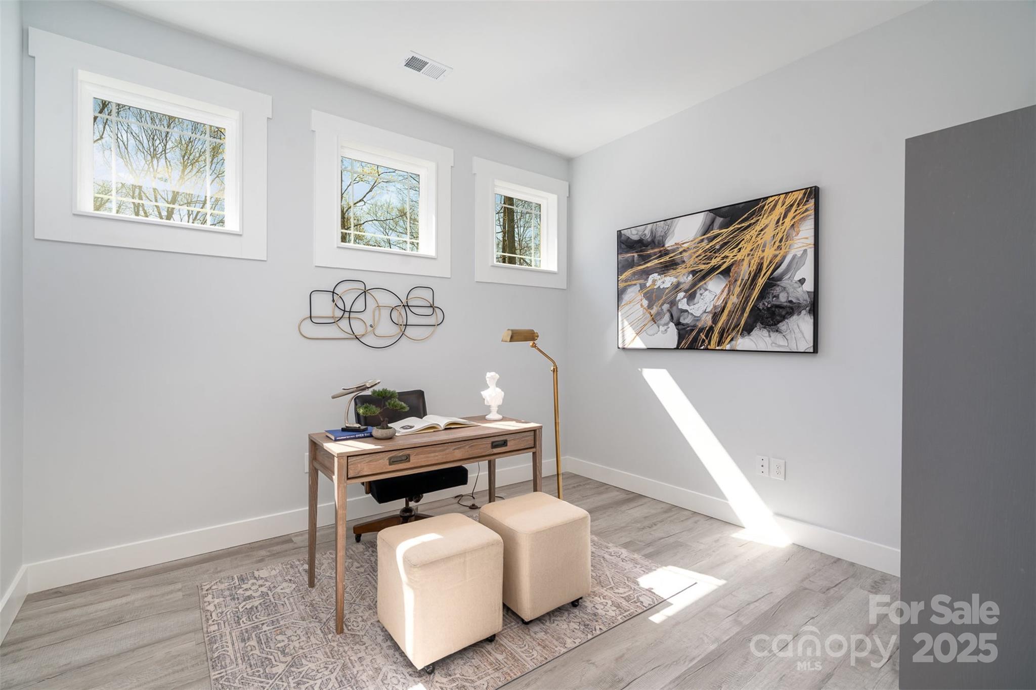 2645 Watts Avenue Property Photo 24
