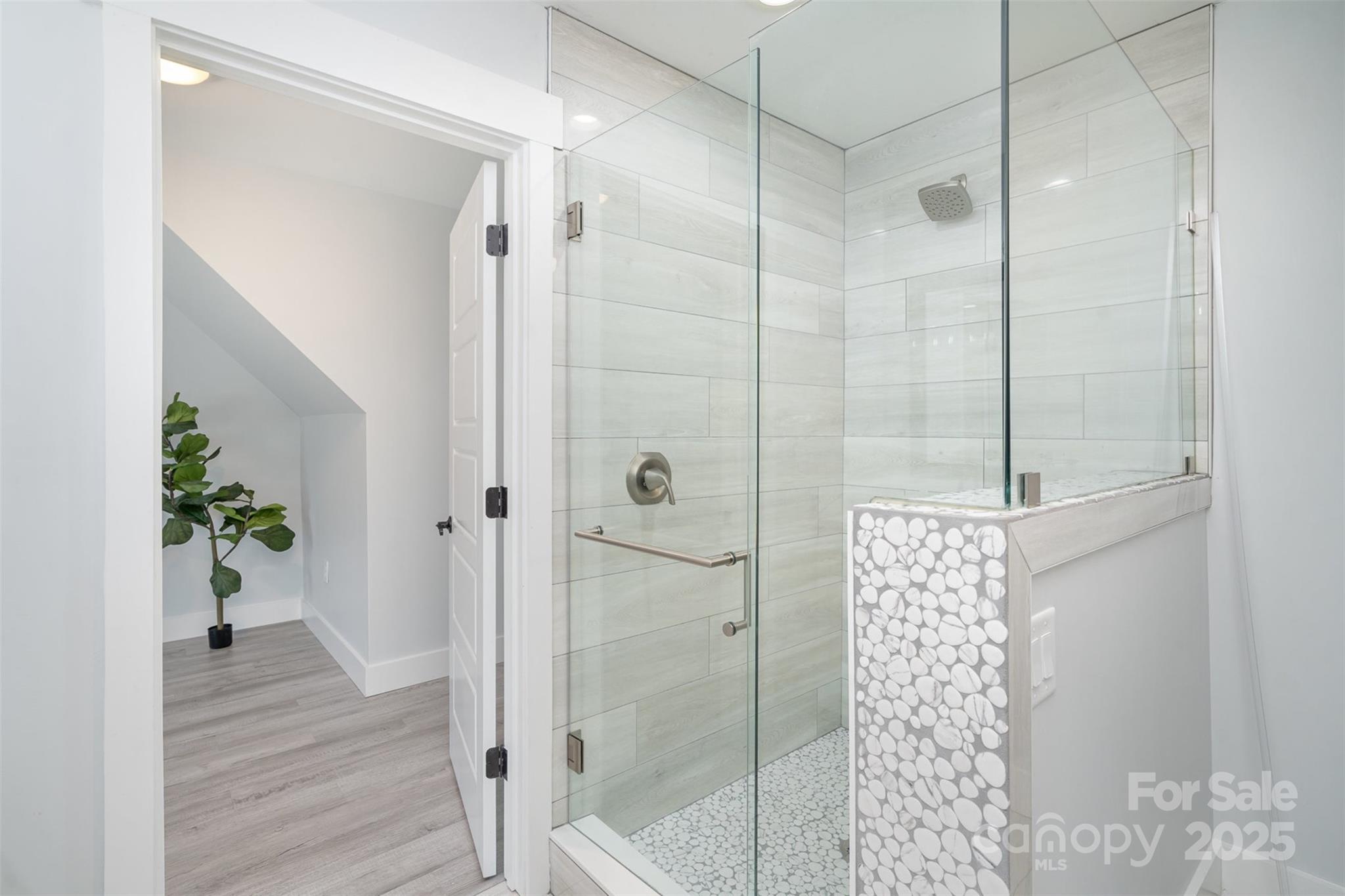 2645 Watts Avenue Property Photo 29