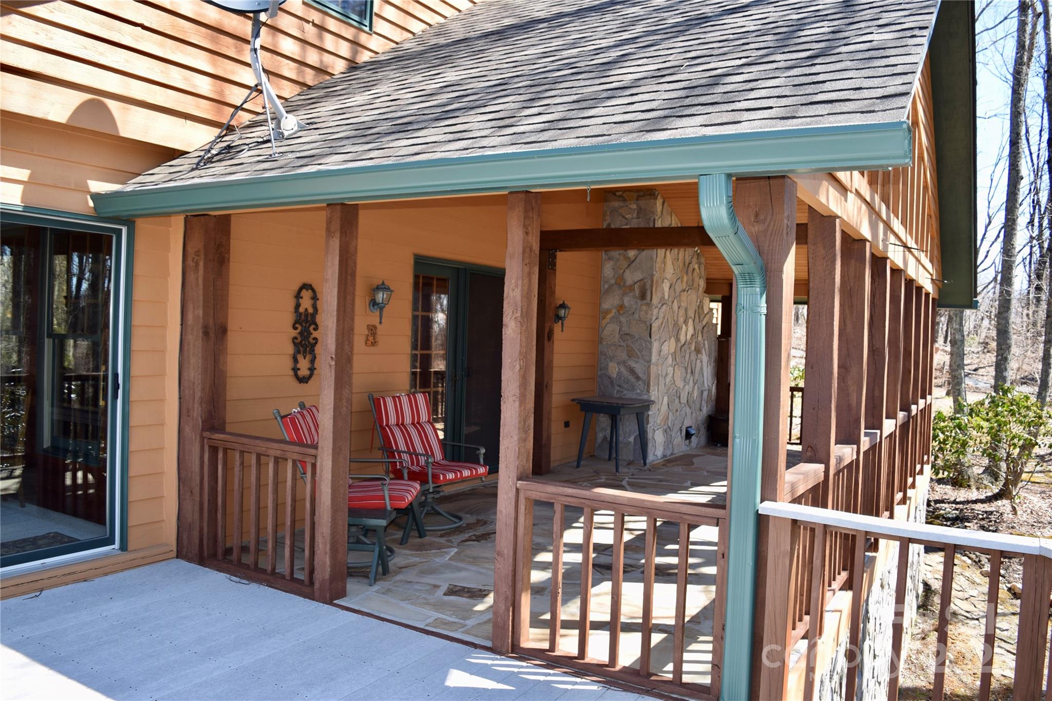 621 Firetower Road Property Photo 3
