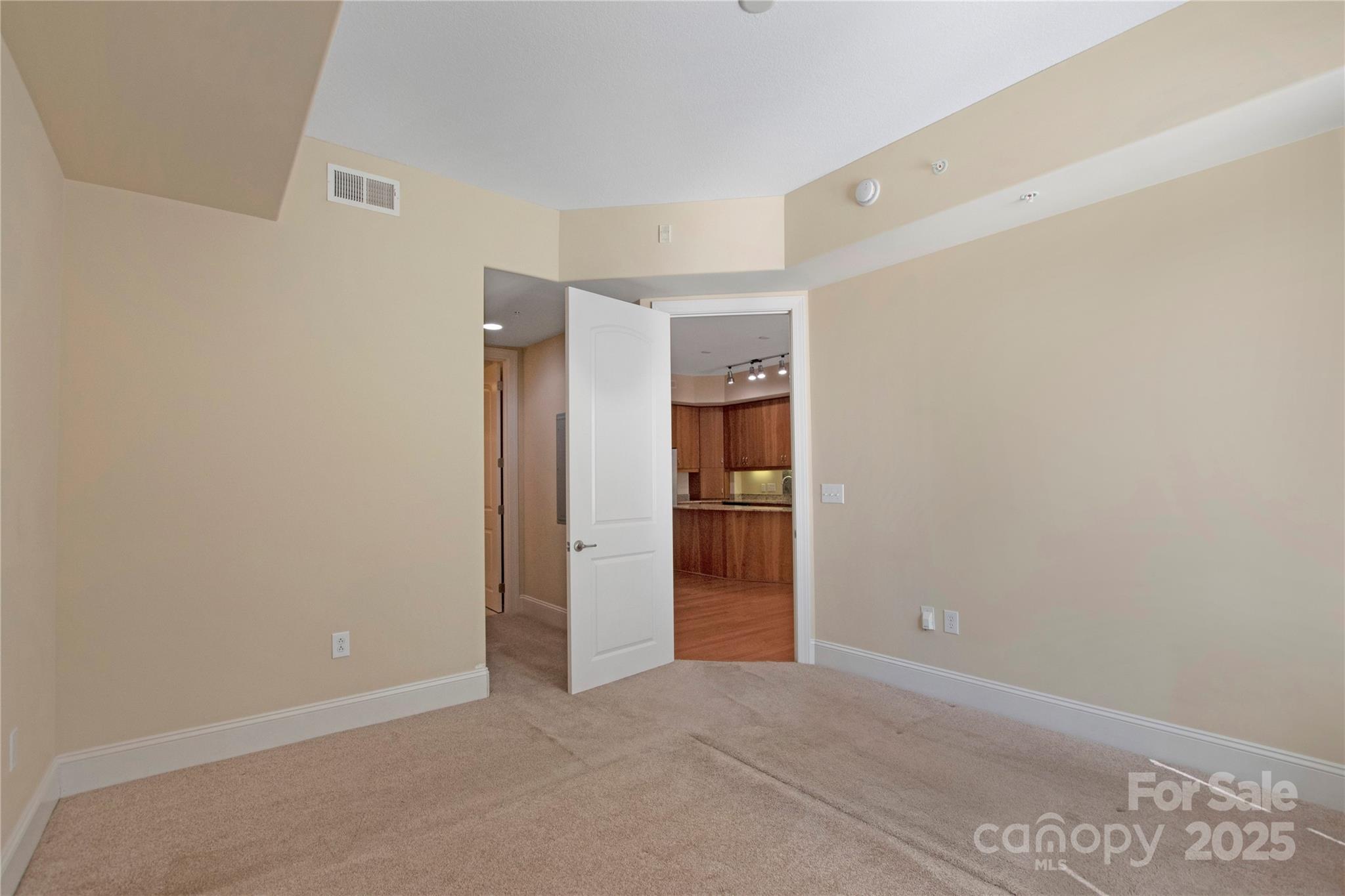 4620 Piedmont Row Drive 601d Property Photo 10