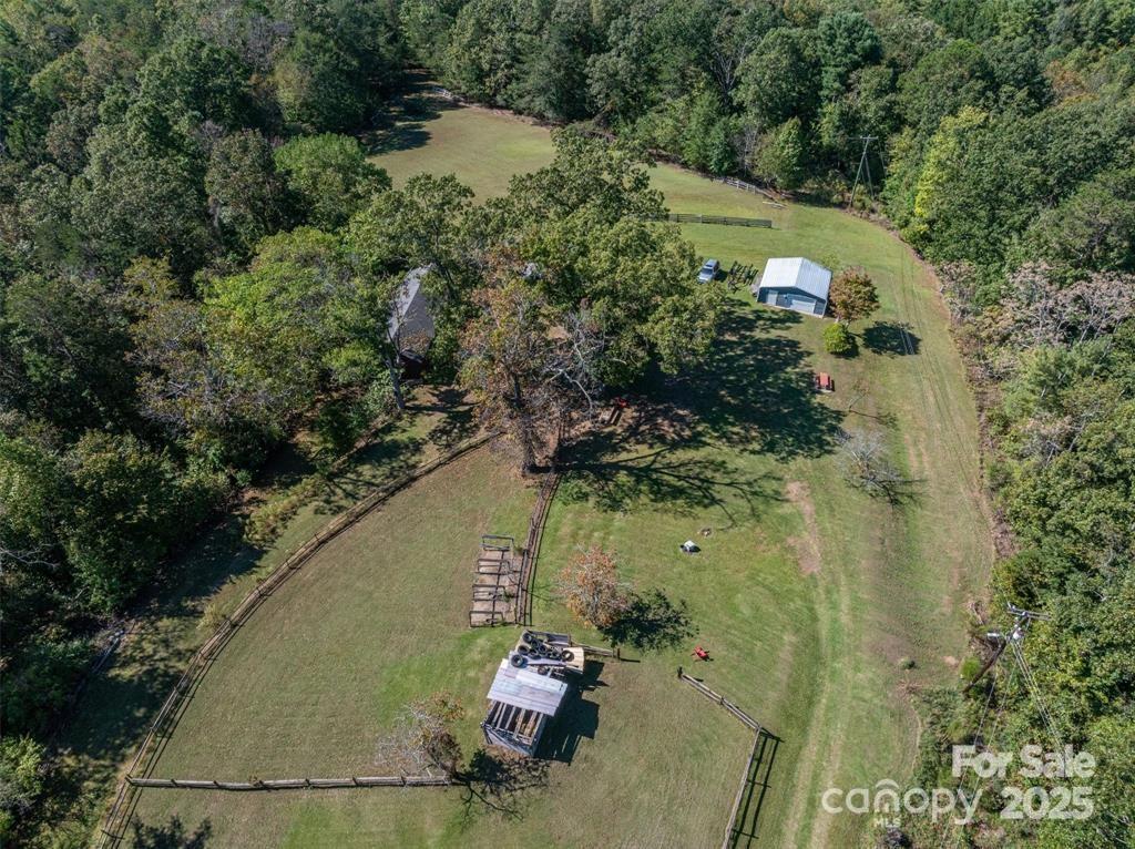 342 6th Street Drive Property Photo 10