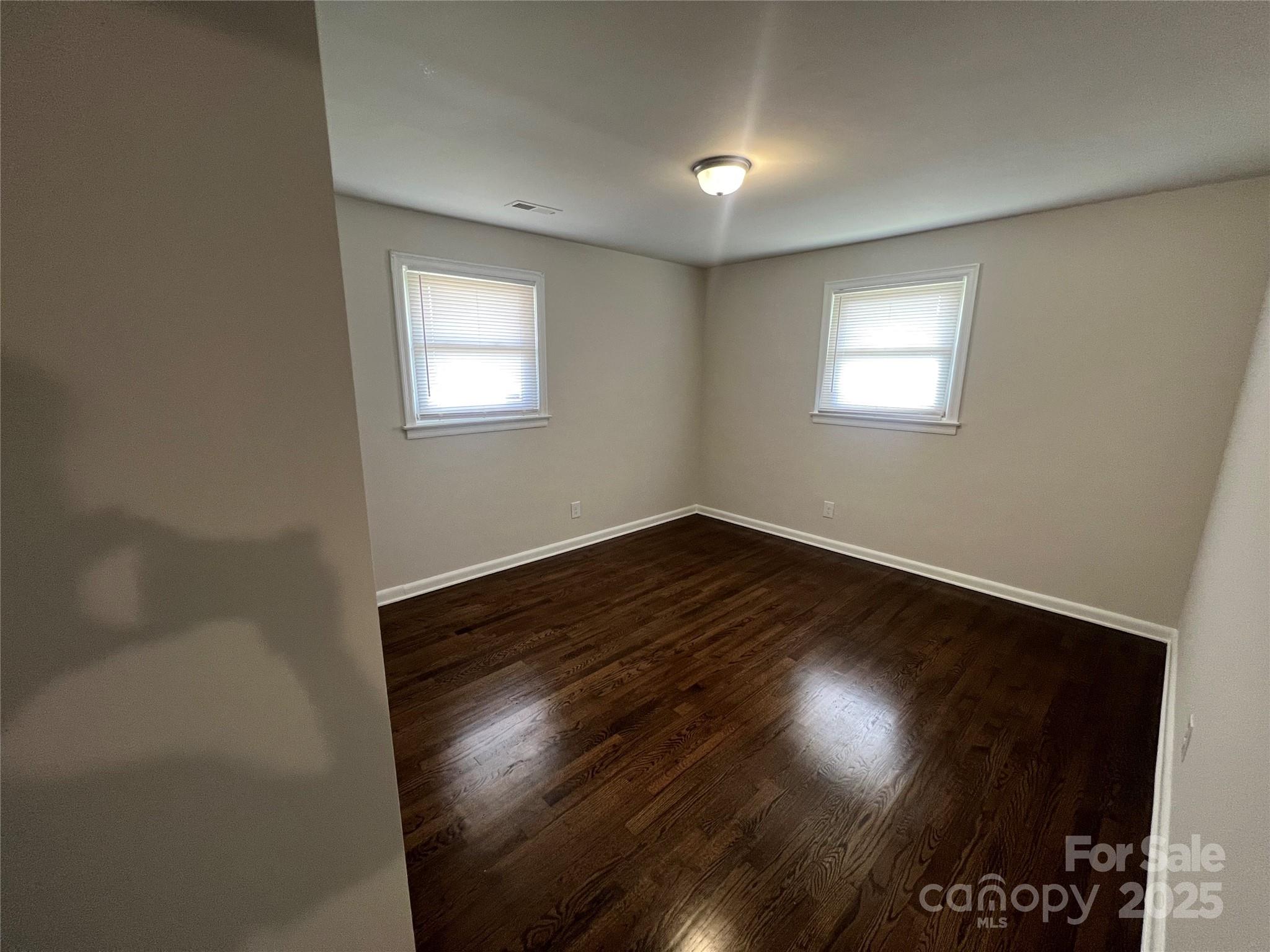 304 Westside Drive Property Photo 15