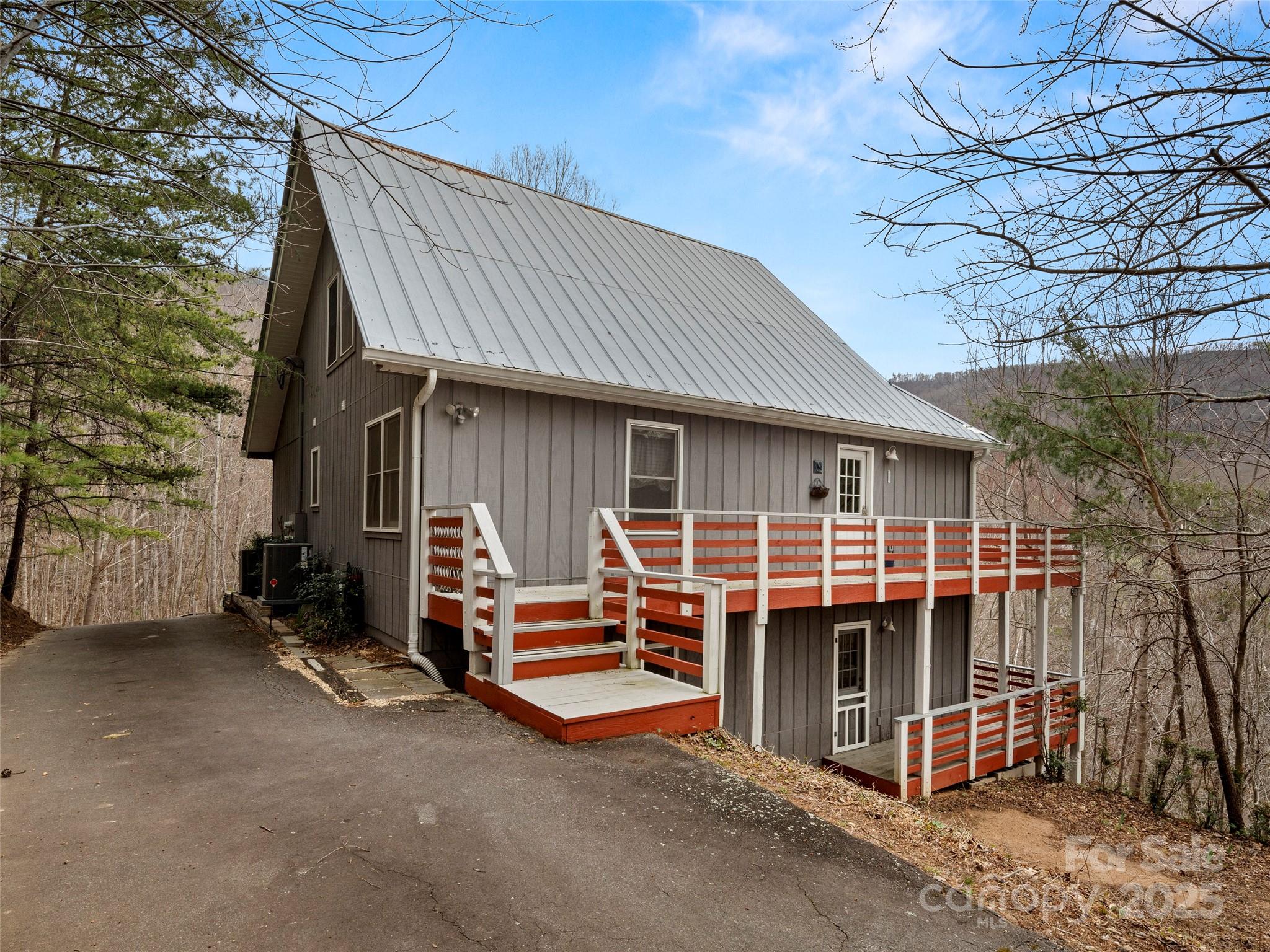 376 Ox Creek Road Treetops 1 & 2 Property Photo 2