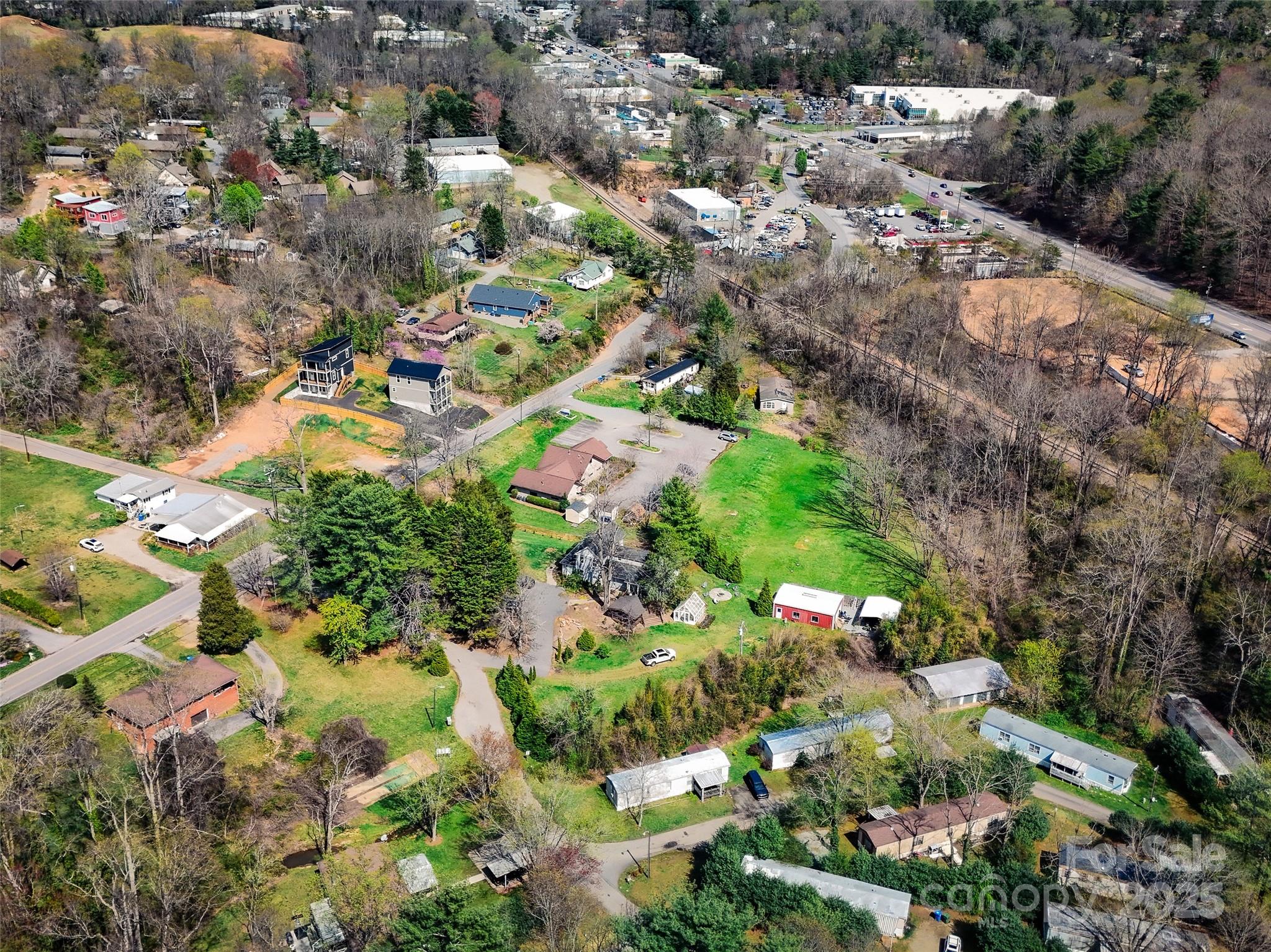 1708 & 1710 Old Haywood Road Property Photo 17