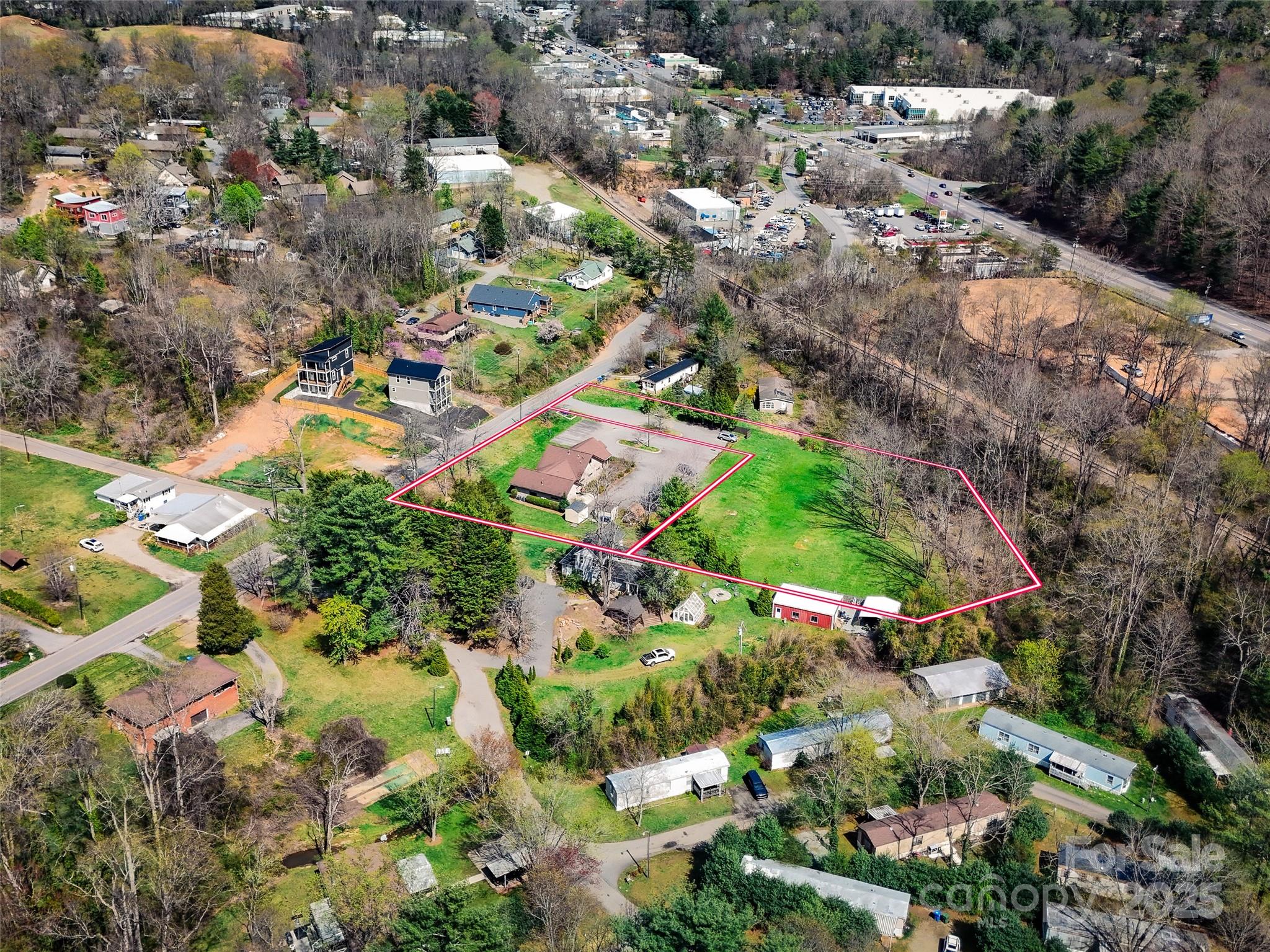 1708 & 1710 Old Haywood Road Property Photo 18