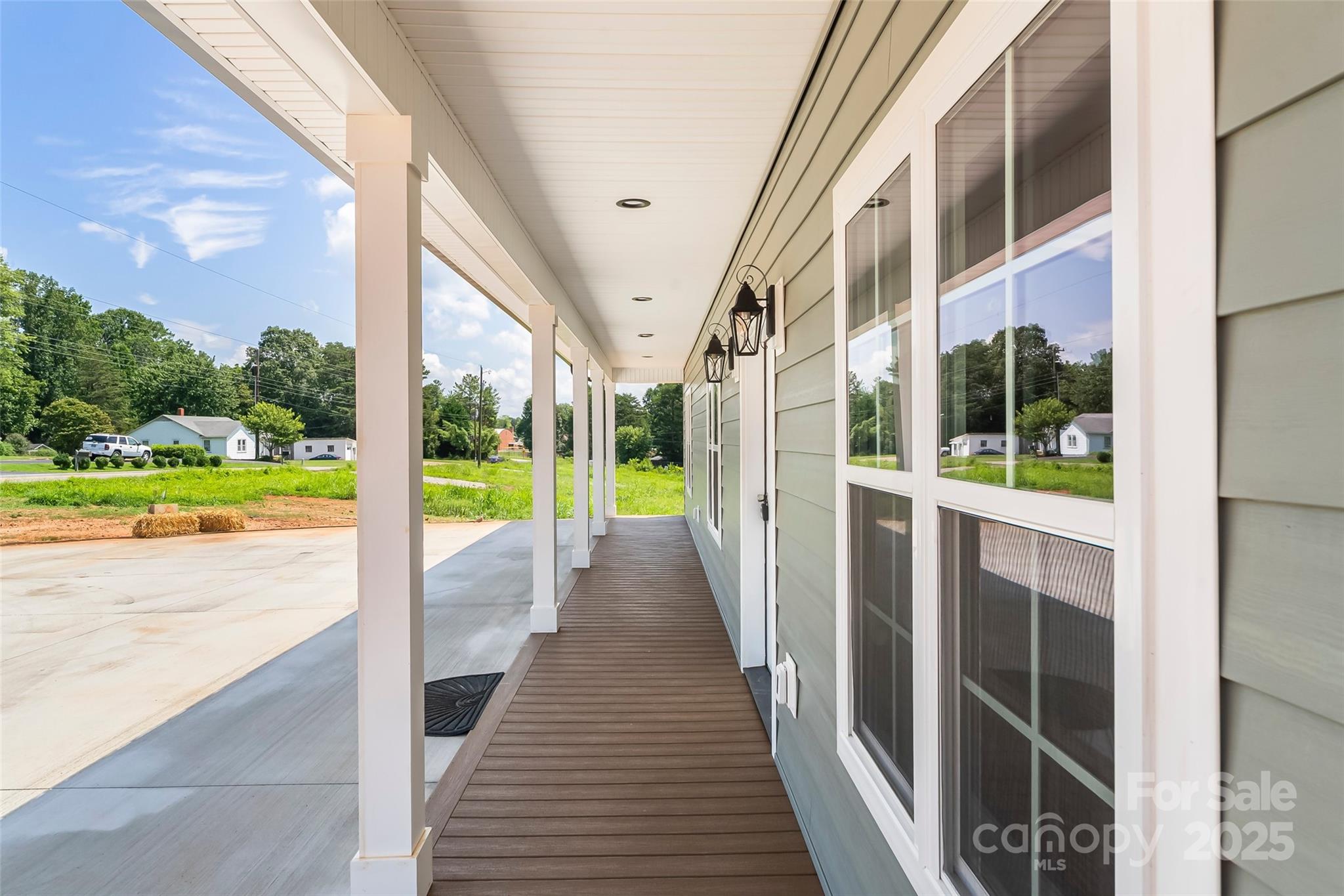 2937 Frank Whisnant Road Property Photo 3