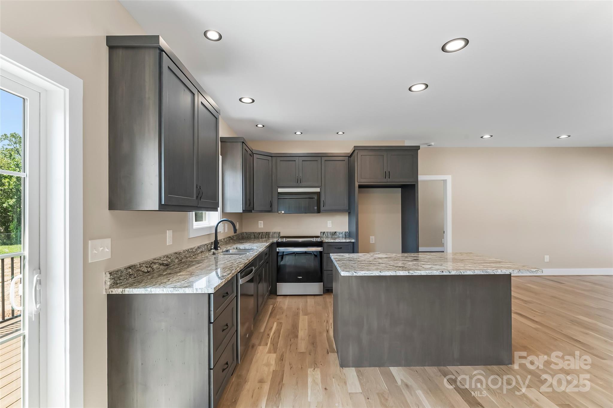 2937 Frank Whisnant Road Property Photo 6