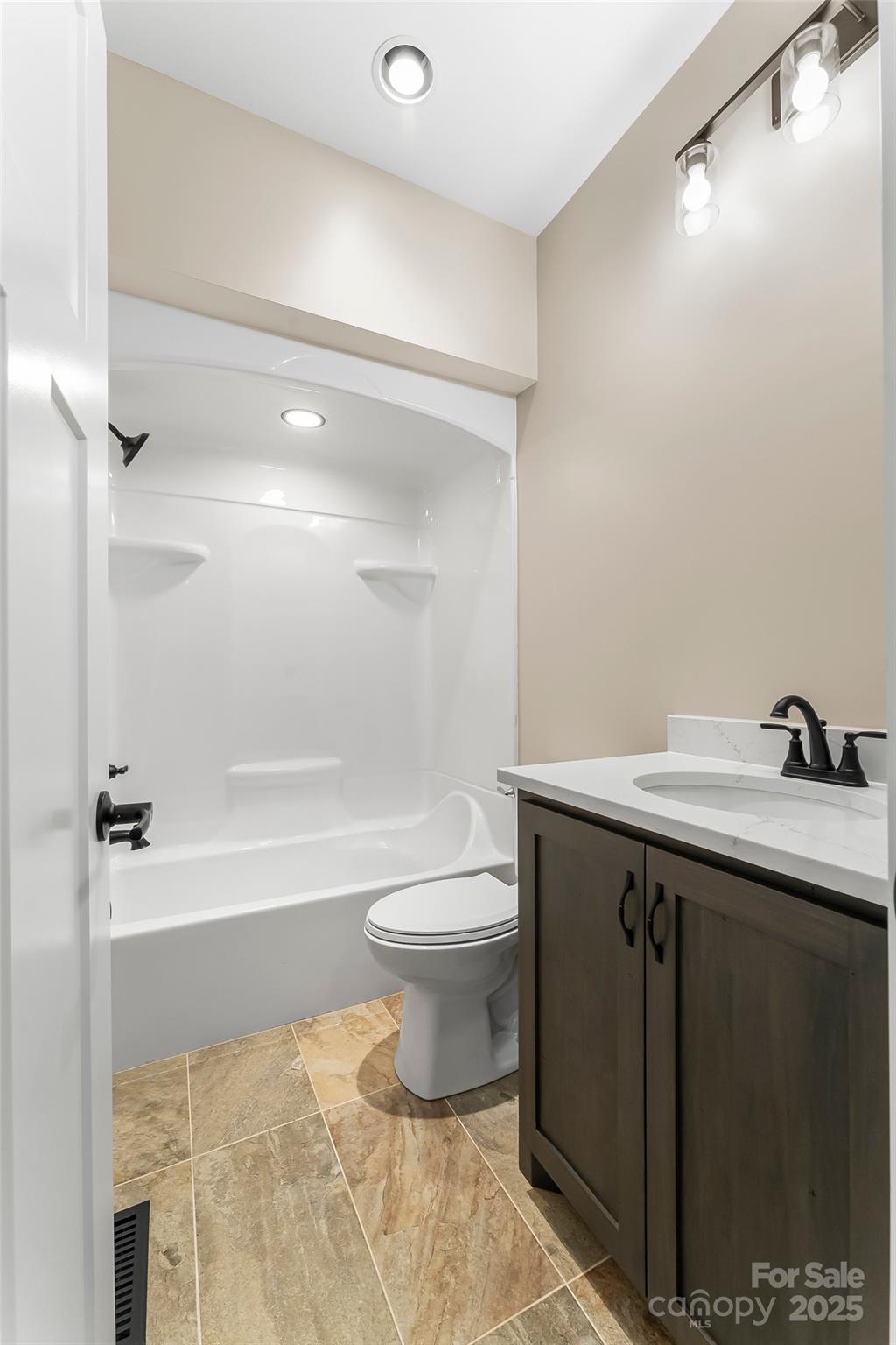 2937 Frank Whisnant Road Property Photo 16