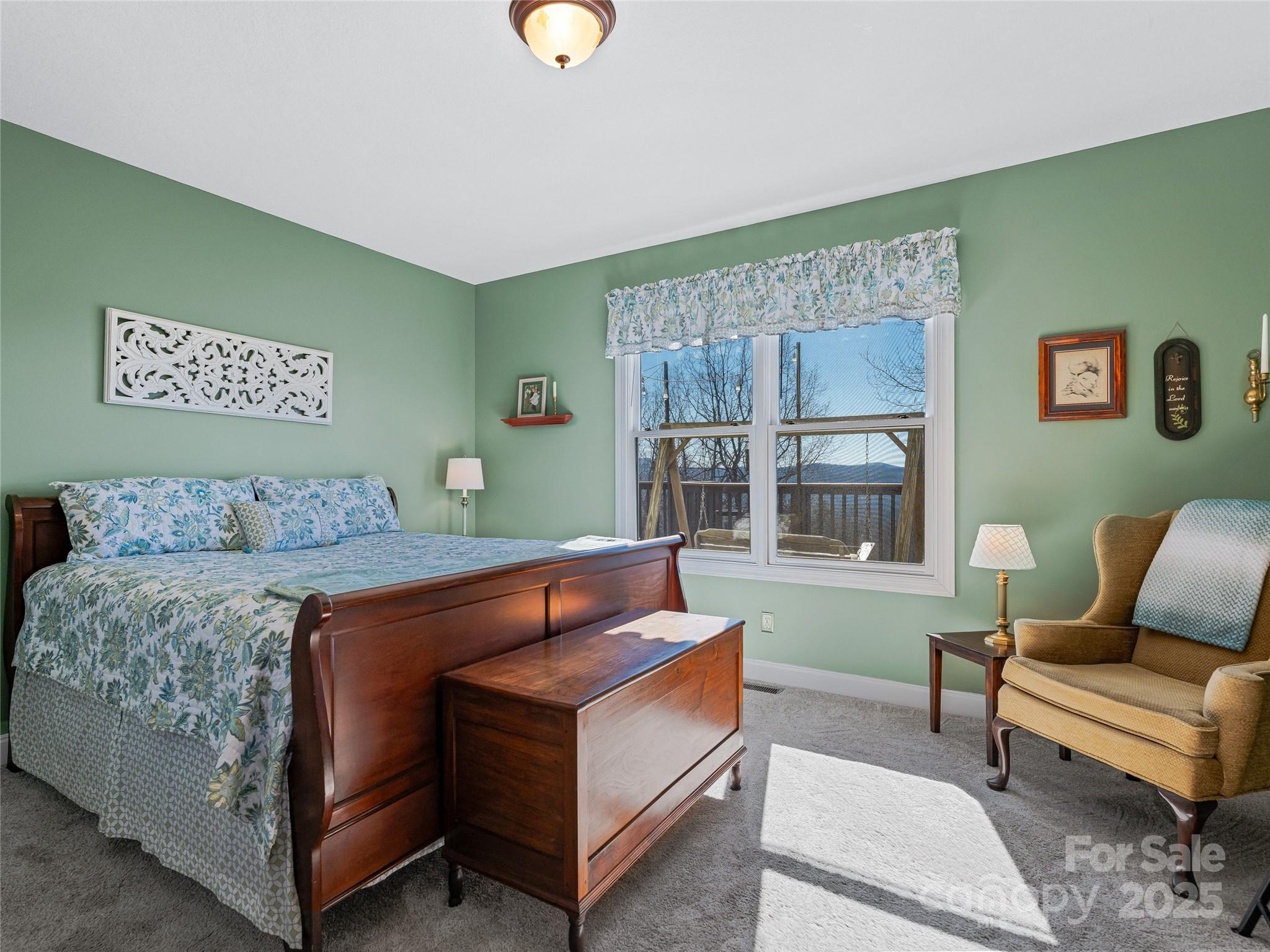 288 Hawks Point Drive Property Photo 16