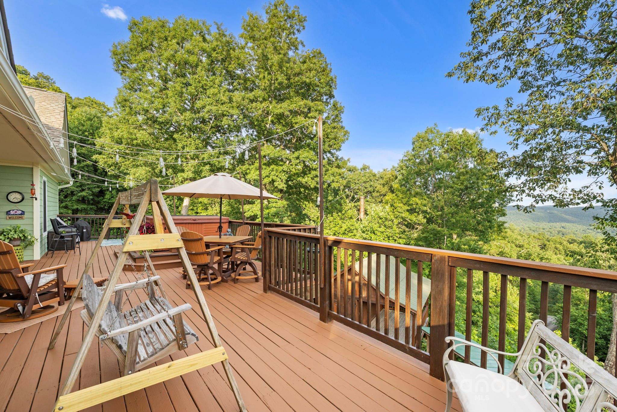 288 Hawks Point Drive Property Photo 35