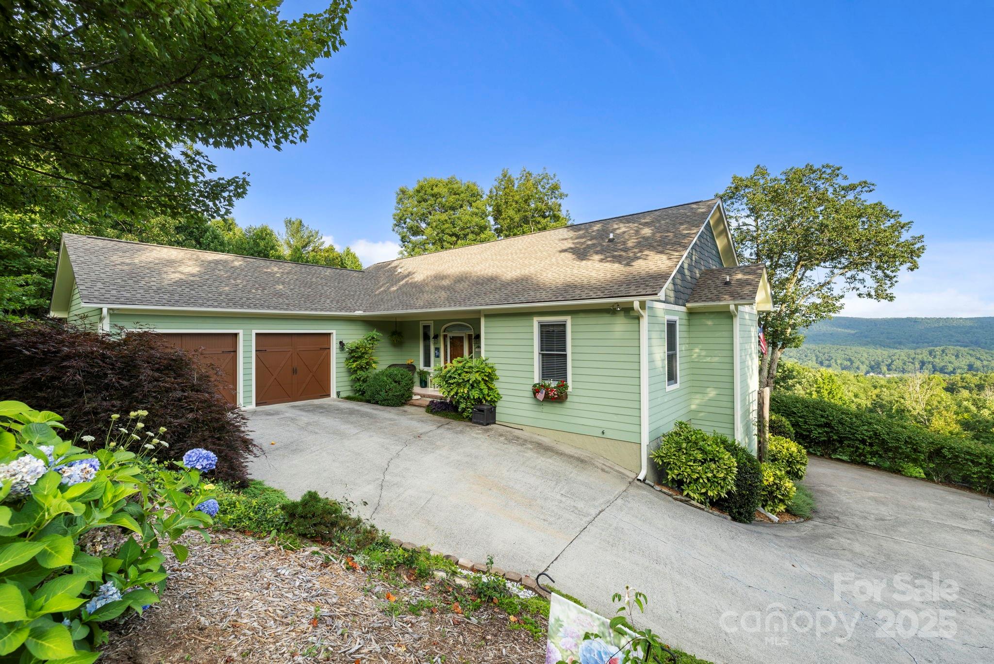 288 Hawks Point Drive Property Photo 42