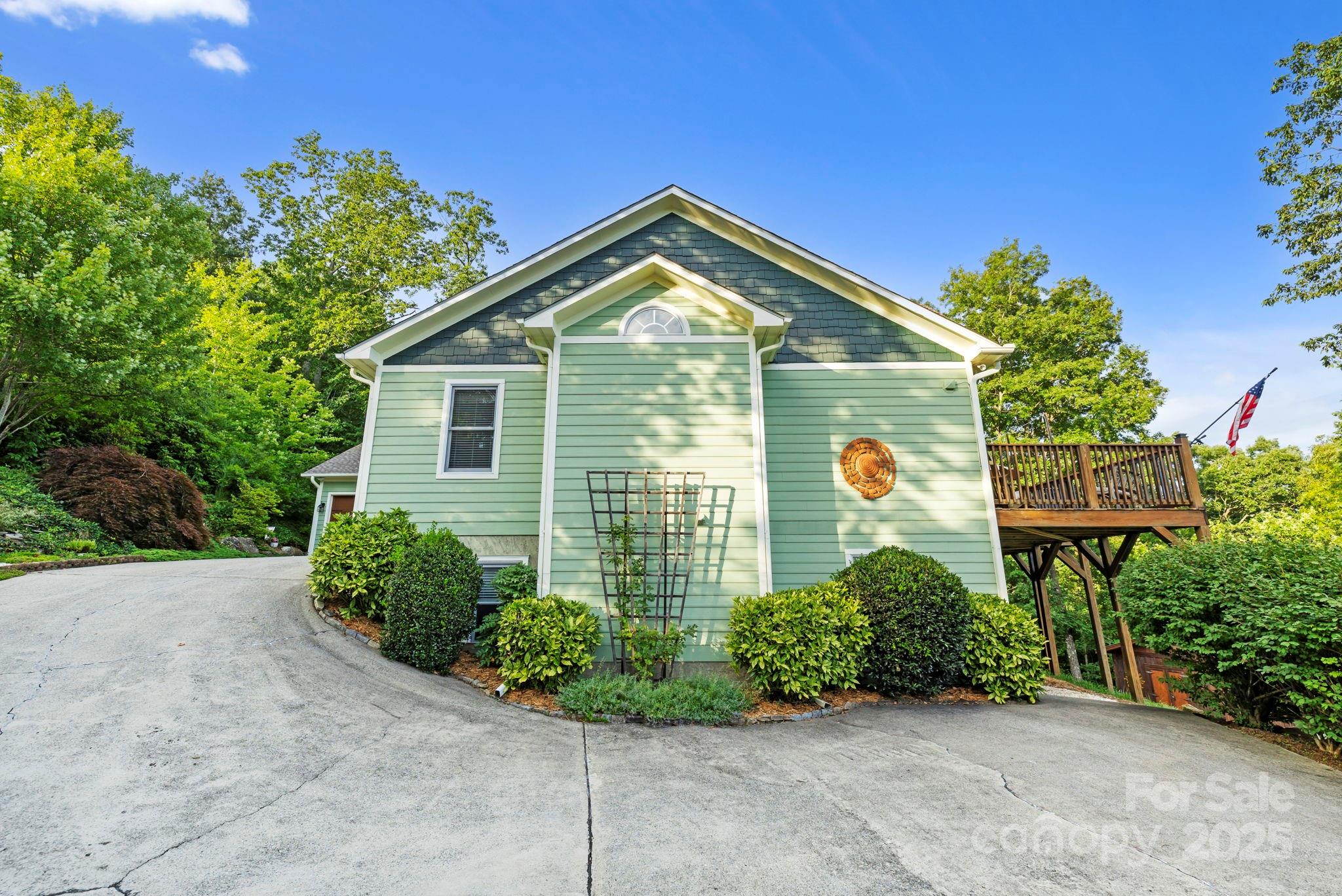 288 Hawks Point Drive Property Photo 43