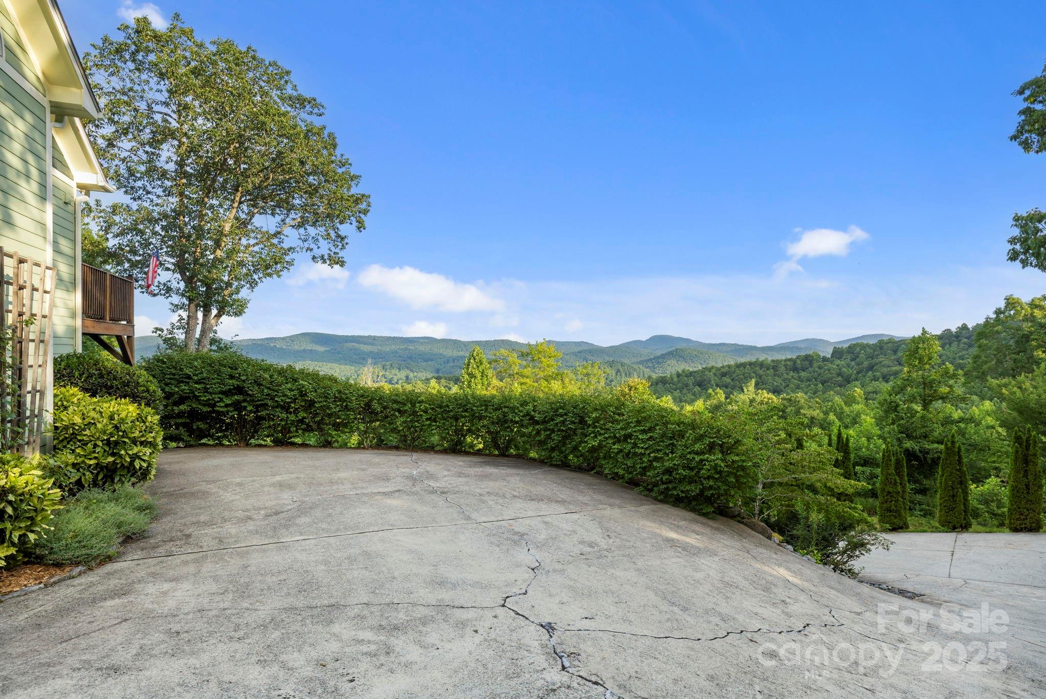 288 Hawks Point Drive Property Photo 44