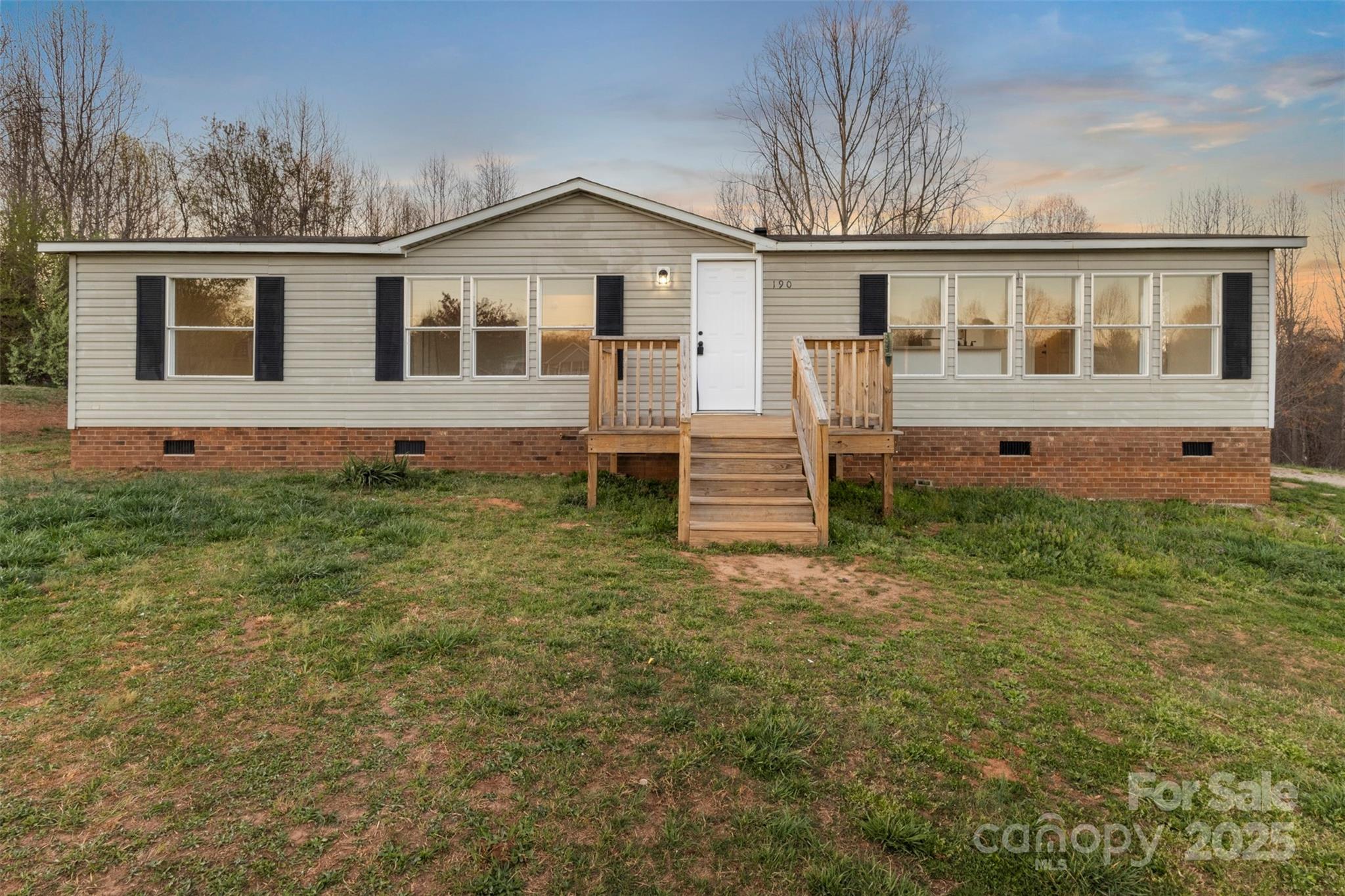 190 Grassy Meadow Lane Property Photo